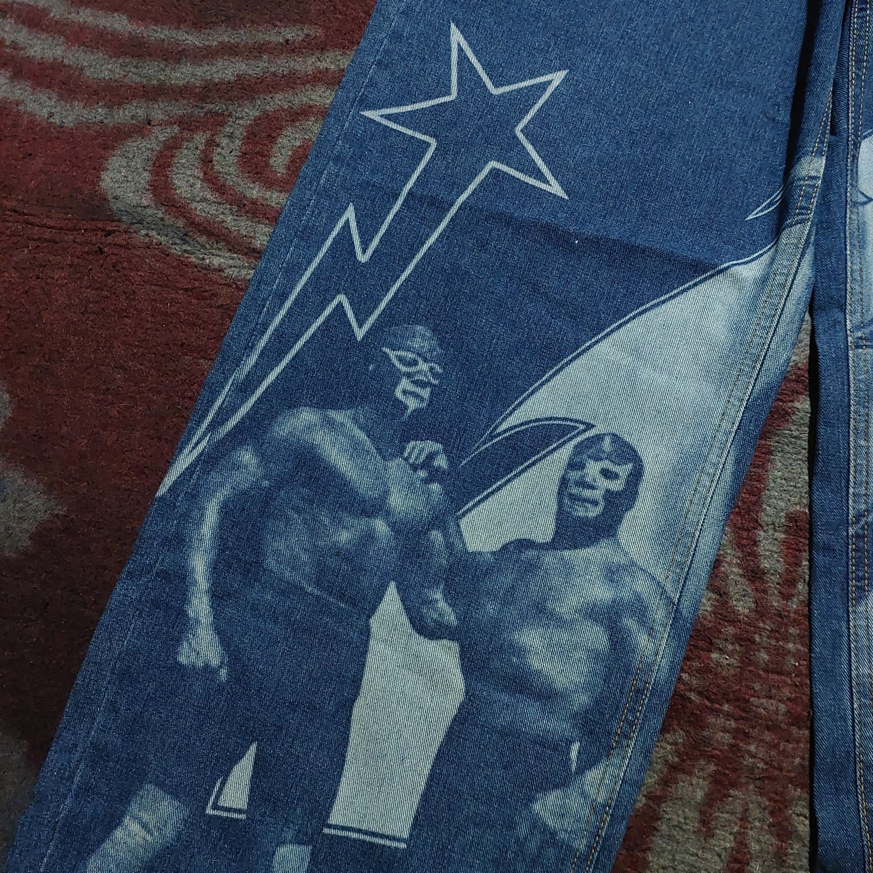Marithe + Francois Girbaud Rey mysterio artwork printed carpenter denim Size US 35 - 7 Thumbnail