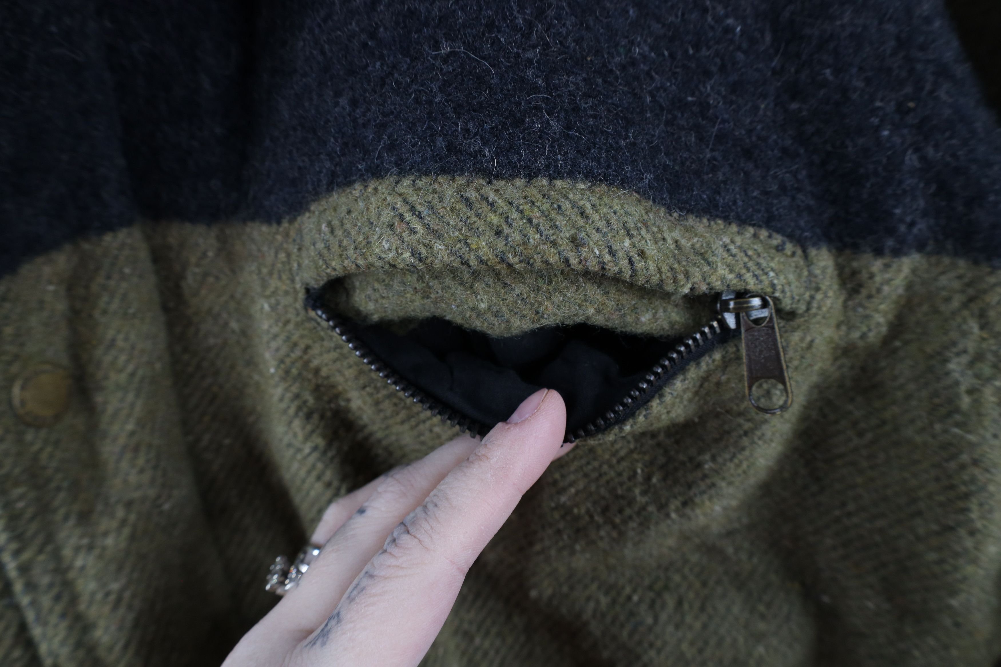 Vintage Vintage 90s Streetwear Wool Tweed Leather Collar Jacket Size US S / EU 44-46 / 1 - 7 Thumbnail