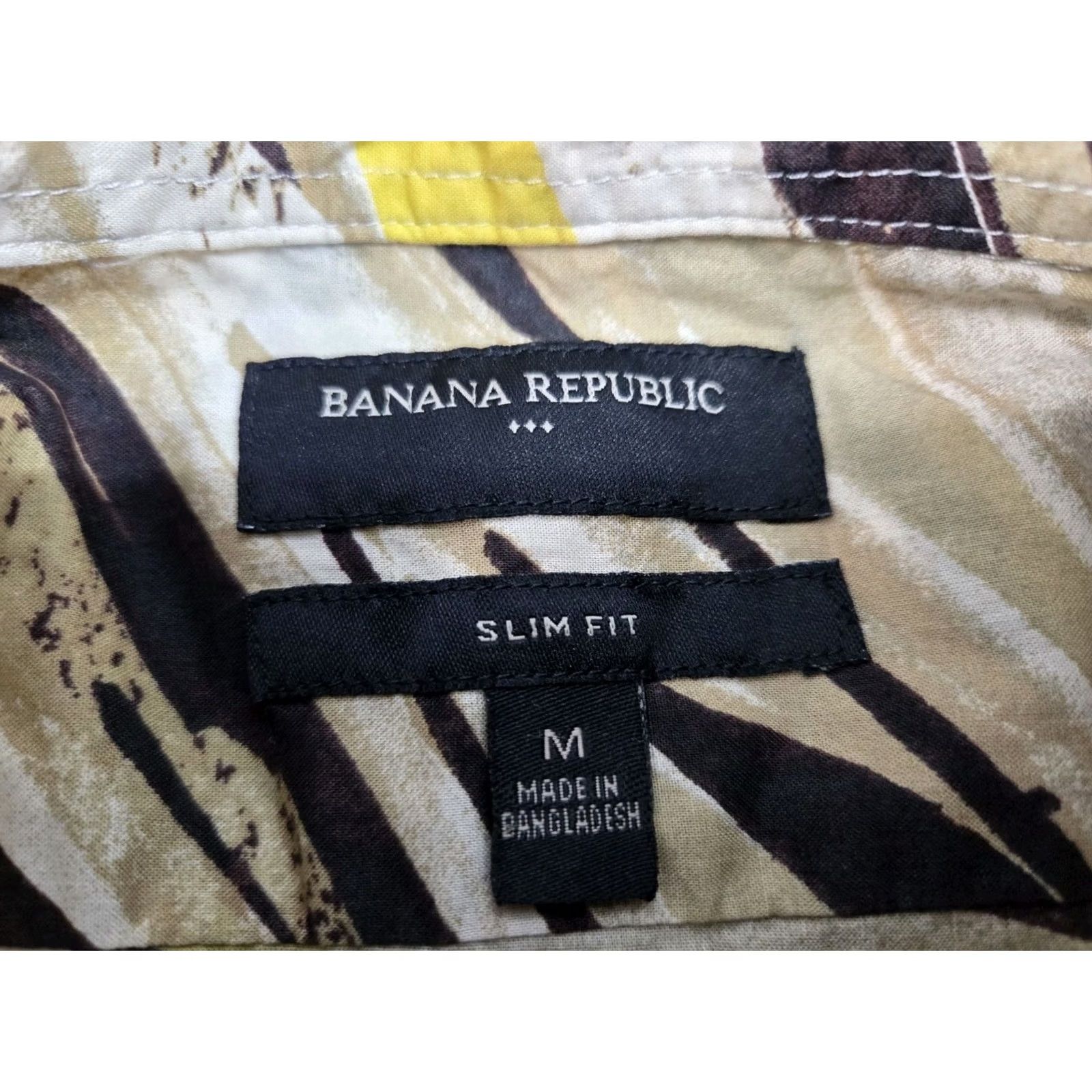 Banana Republic NWT Banana Republic Mens Short Sleeve Button Up Slim Fit Shirt M Floral Jungle Pocket Button-Down Collared Cotton Woven Summer Casual Travel Business Size US M / EU 48-50 / 2 - 3 Thumbnail