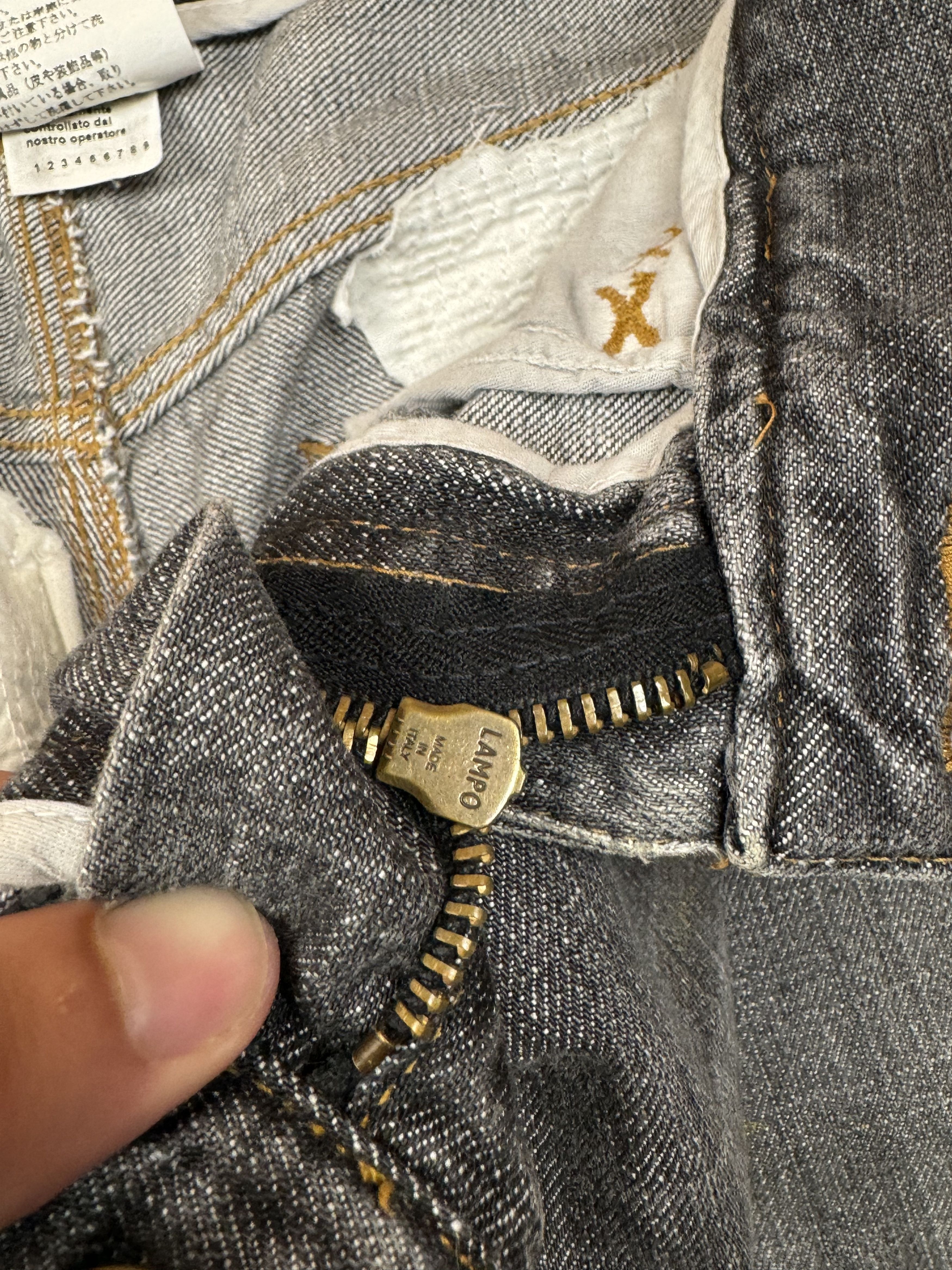 Dolce & Gabbana Dolce & Gabbana printed distressed denim jeans Size US 33 - 10 Thumbnail