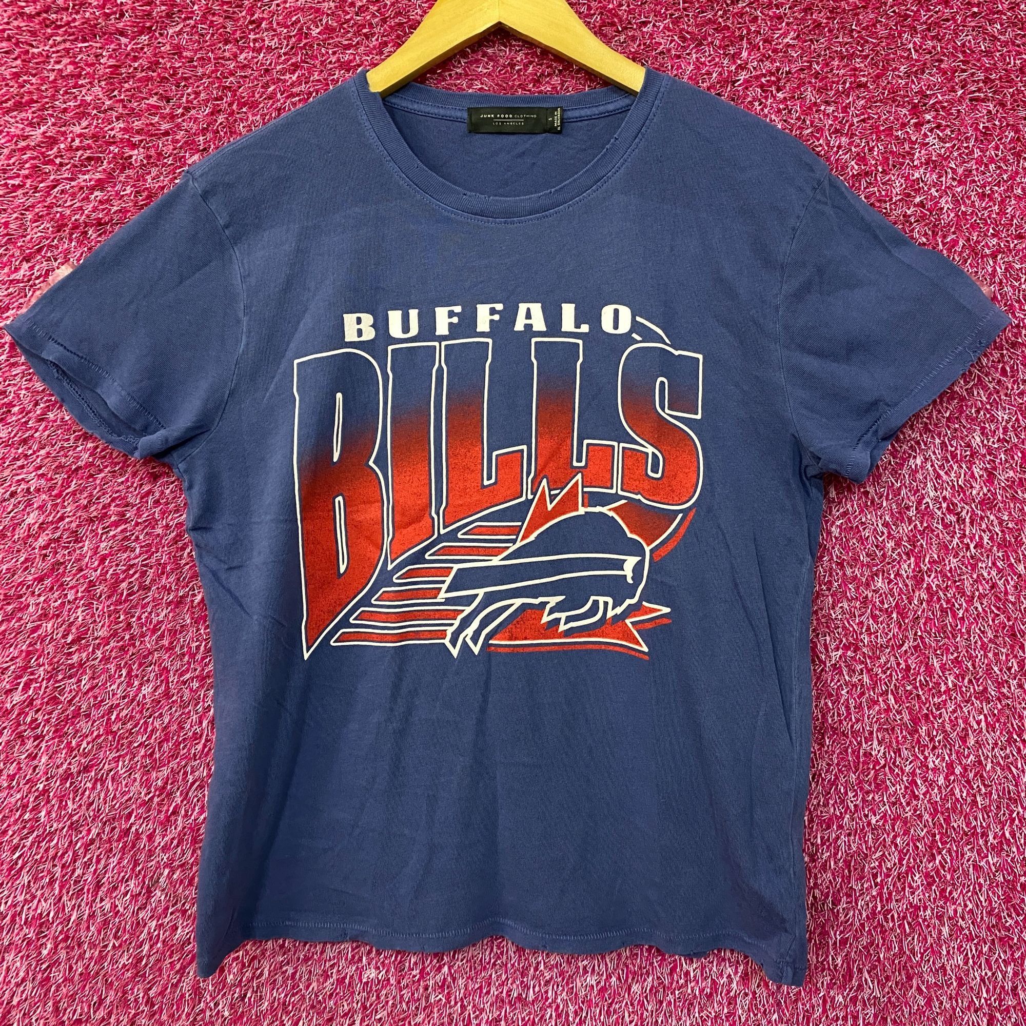 Junk Food Junk Food NFL Buffalo Bills Logo Football Tshirt size Small Size US S / EU 44-46 / 1 - 1 Thumbnail