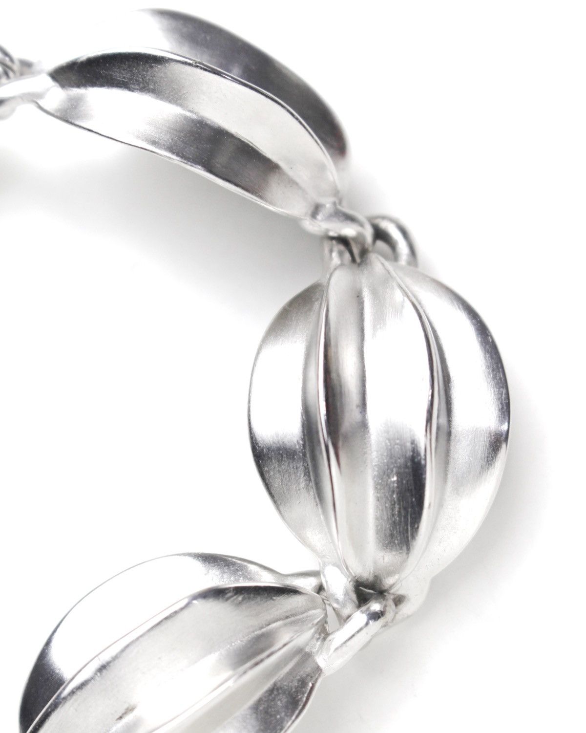 Givenchy 1970S GIVENCHY BRUTALIST SATIN SILVER BRACELET – TAKASHIMAYA Size ONE SIZE - 9 Thumbnail