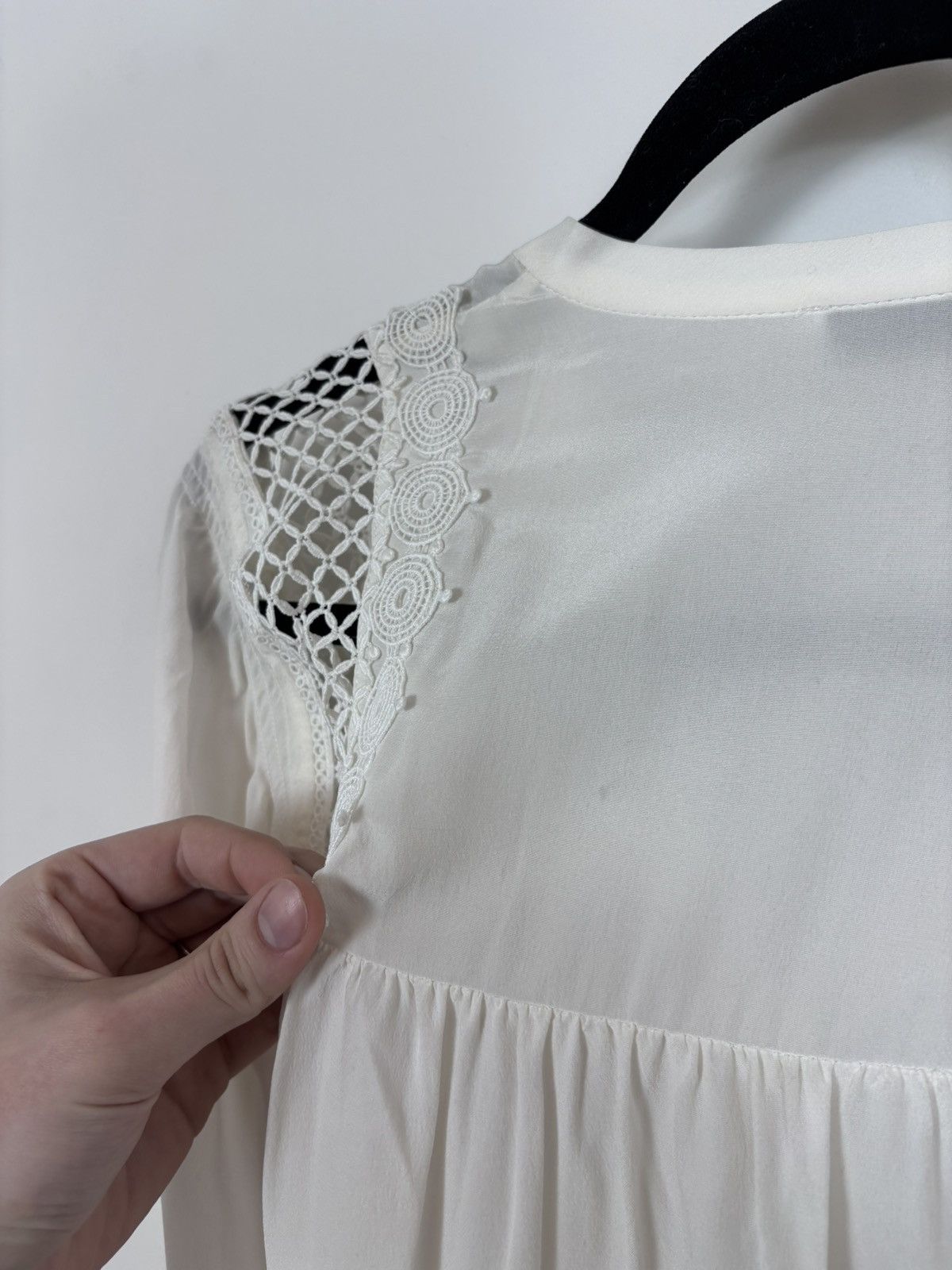 Sandro Sandro H18 Tommy NWT Women’s White Silk Long Sleeve Blouse Size S / US 4 / IT 40 - 21 Thumbnail