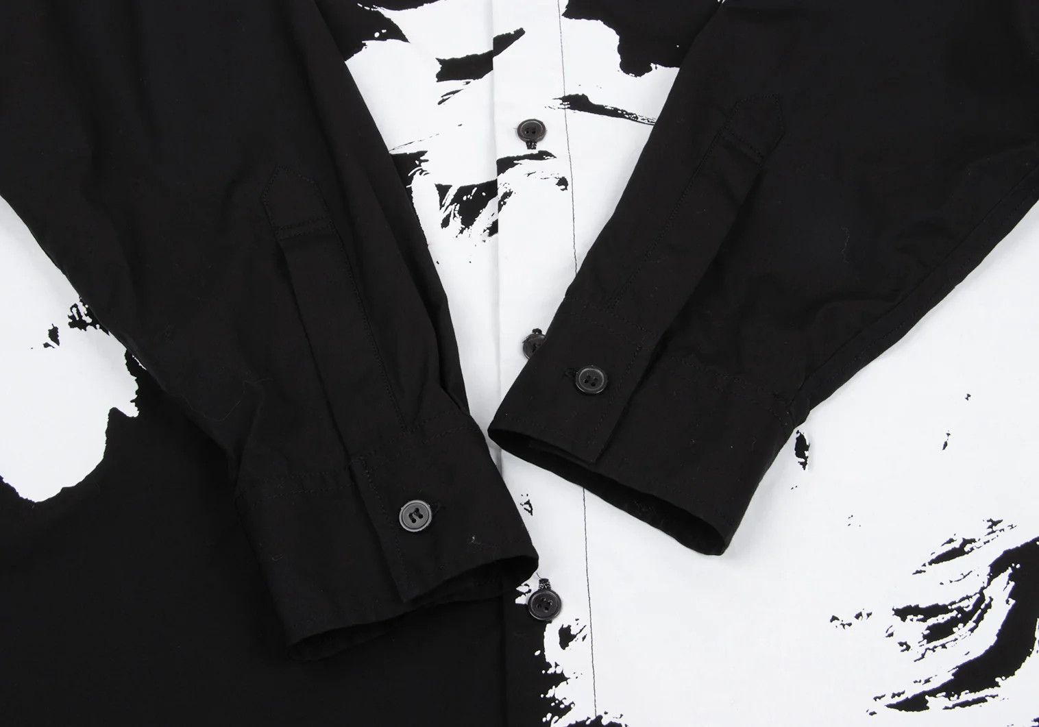 Yohji Yamamoto Pigment Print Shirt in Black and Off-White Size US S / EU 44-46 / 1 - 7 Thumbnail