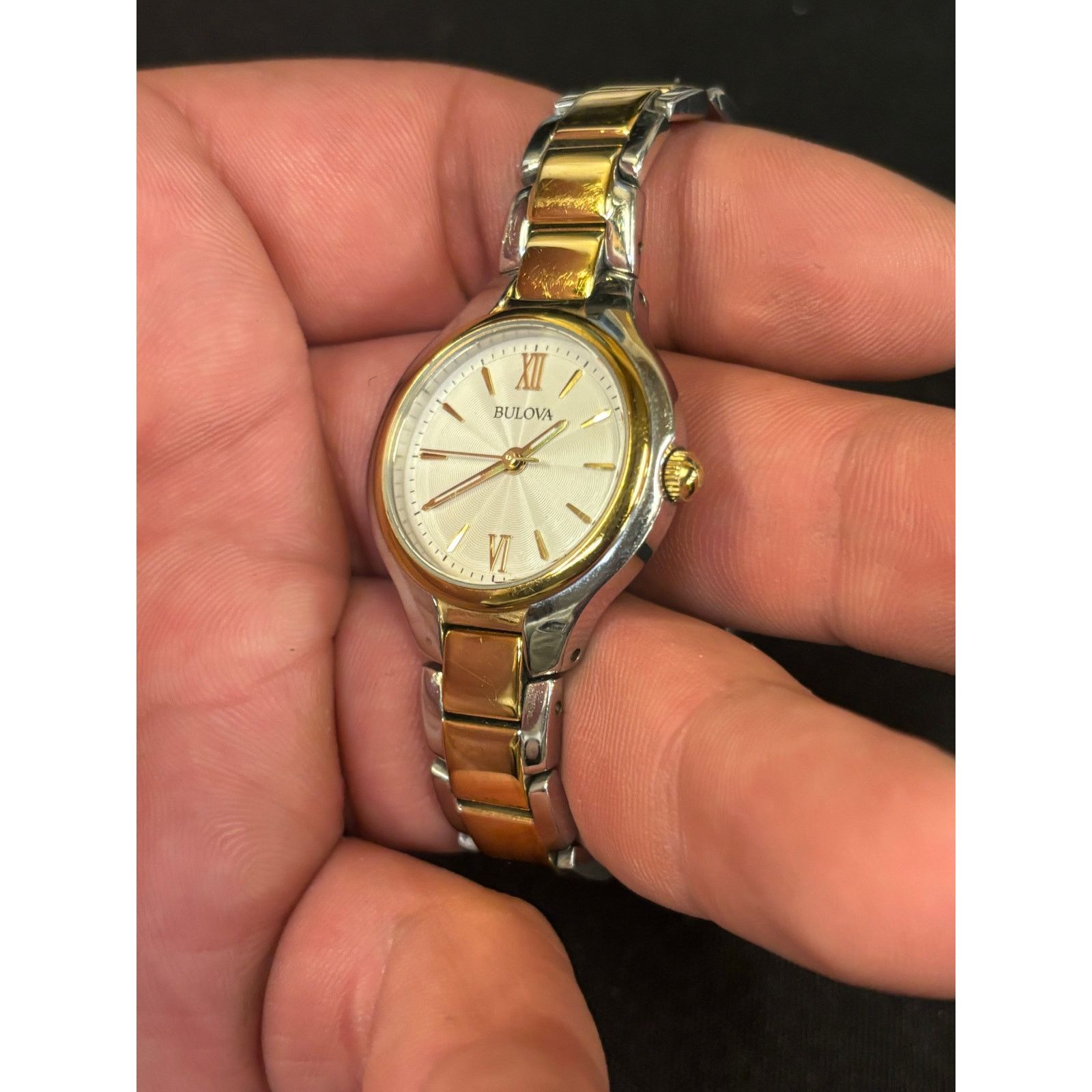 Bulova Bulova 98L217 Classic 2-Tone Women’s Watch! New Battery! Size ONE SIZE - 5 Thumbnail