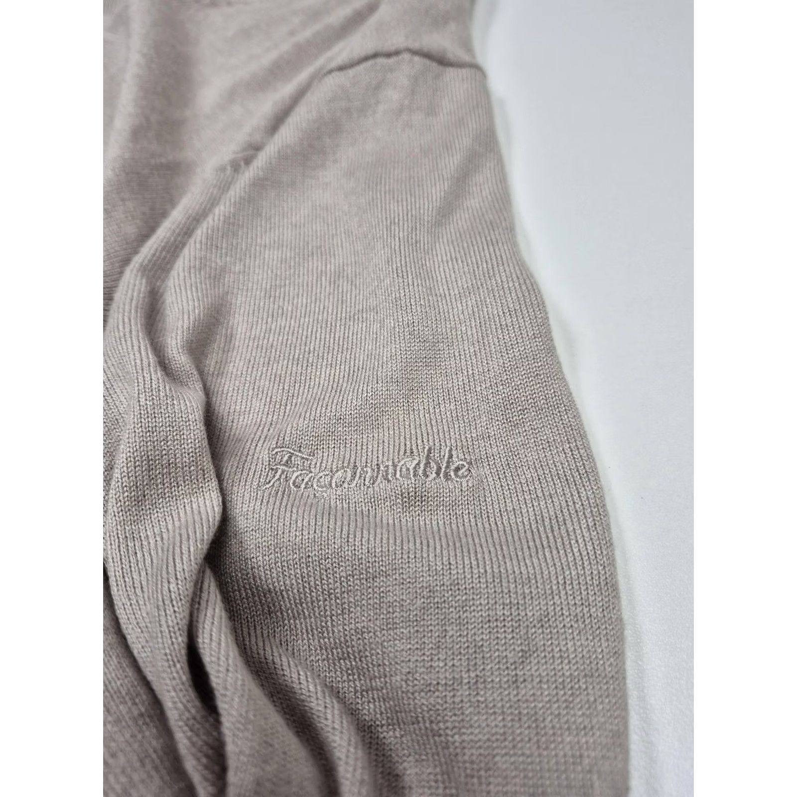 Faconnable Faconnable Sweater Mens XL Beige Silk Cotton Cashmere V-Neck Knit Pullover Size US XL / EU 56 / 4 - 3 Thumbnail