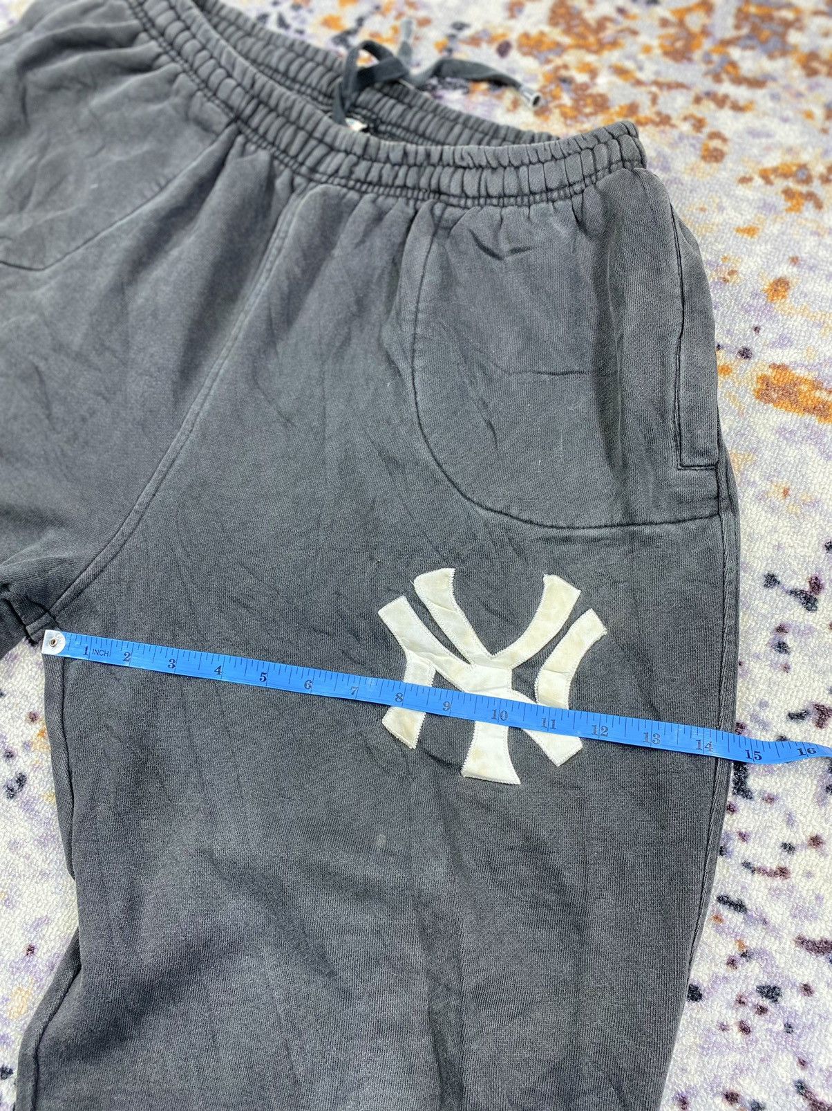 New York Yankees × Russell Athletic VTG Black Russell Athletic New York feded Jogger pants Baggy Size US 28 / EU 44 - 11 Thumbnail