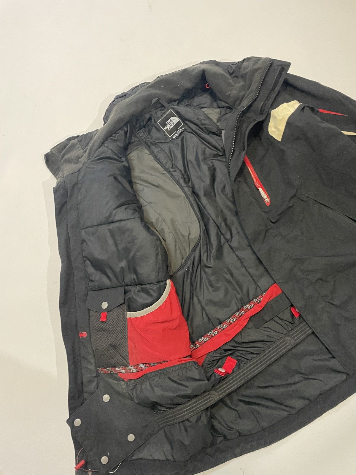 The North Face The North Face HyVent "Steep Series" Ski Jacket – Size US M / EU 48-50 / 2 - 10 Thumbnail