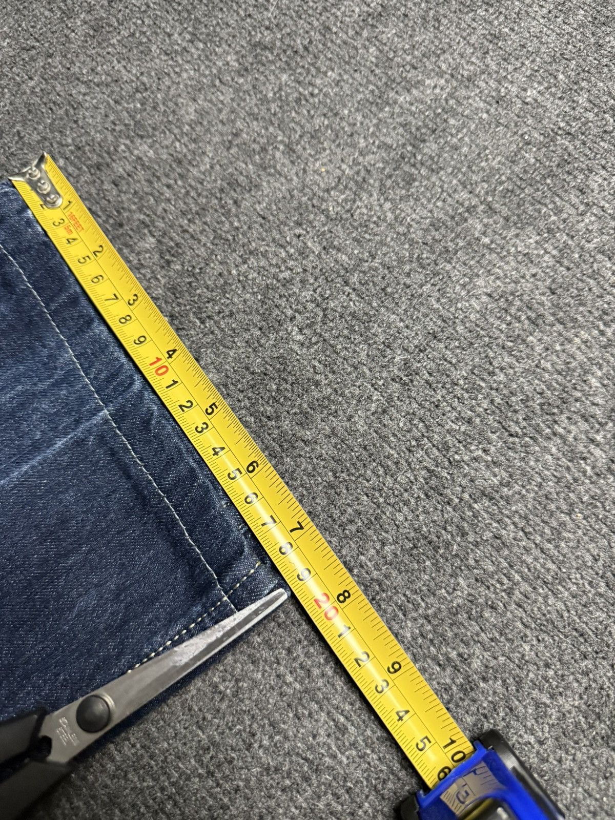 Diesel Luxury 00s Diesel Darron Distressed Y2K Slim Tapered Jeans Size US 33 - 22 Thumbnail
