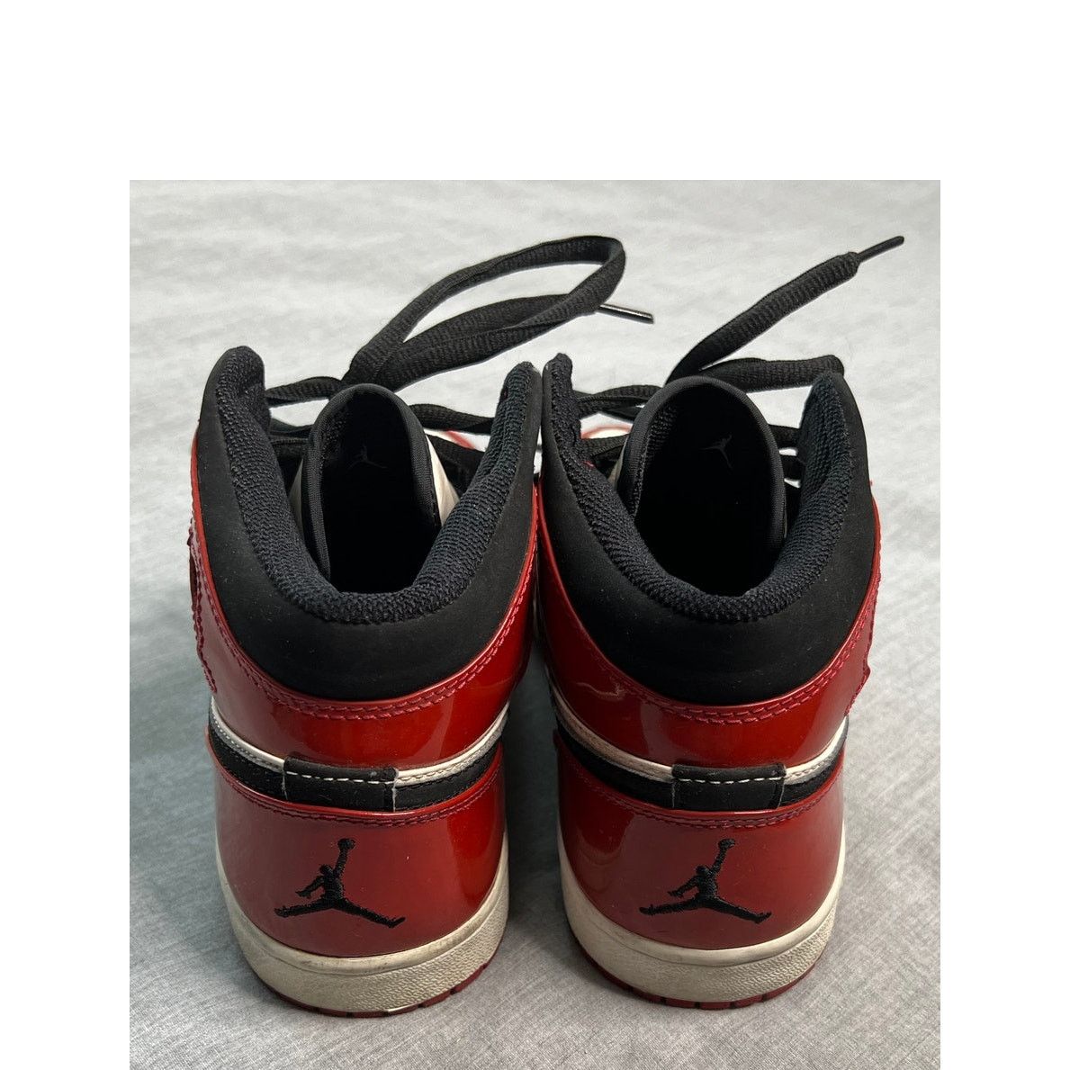 Jordan Brand × Nike × Vintage Vintage Air Jordan 1 Mid 2003 Patent Leather Chicago Mens 9 Size US 9 / EU 42 - 5 Thumbnail