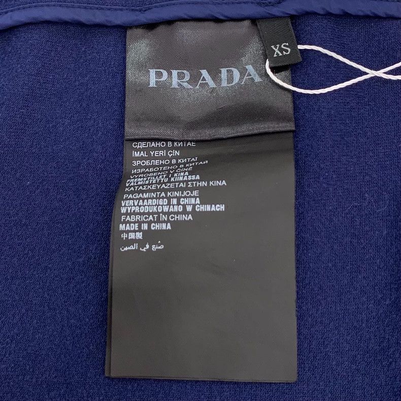 Prada Prada Blue logo adhesive velvet hooded zipper jacket 2501-N Size US XS / EU 42 / 0 - 6 Thumbnail