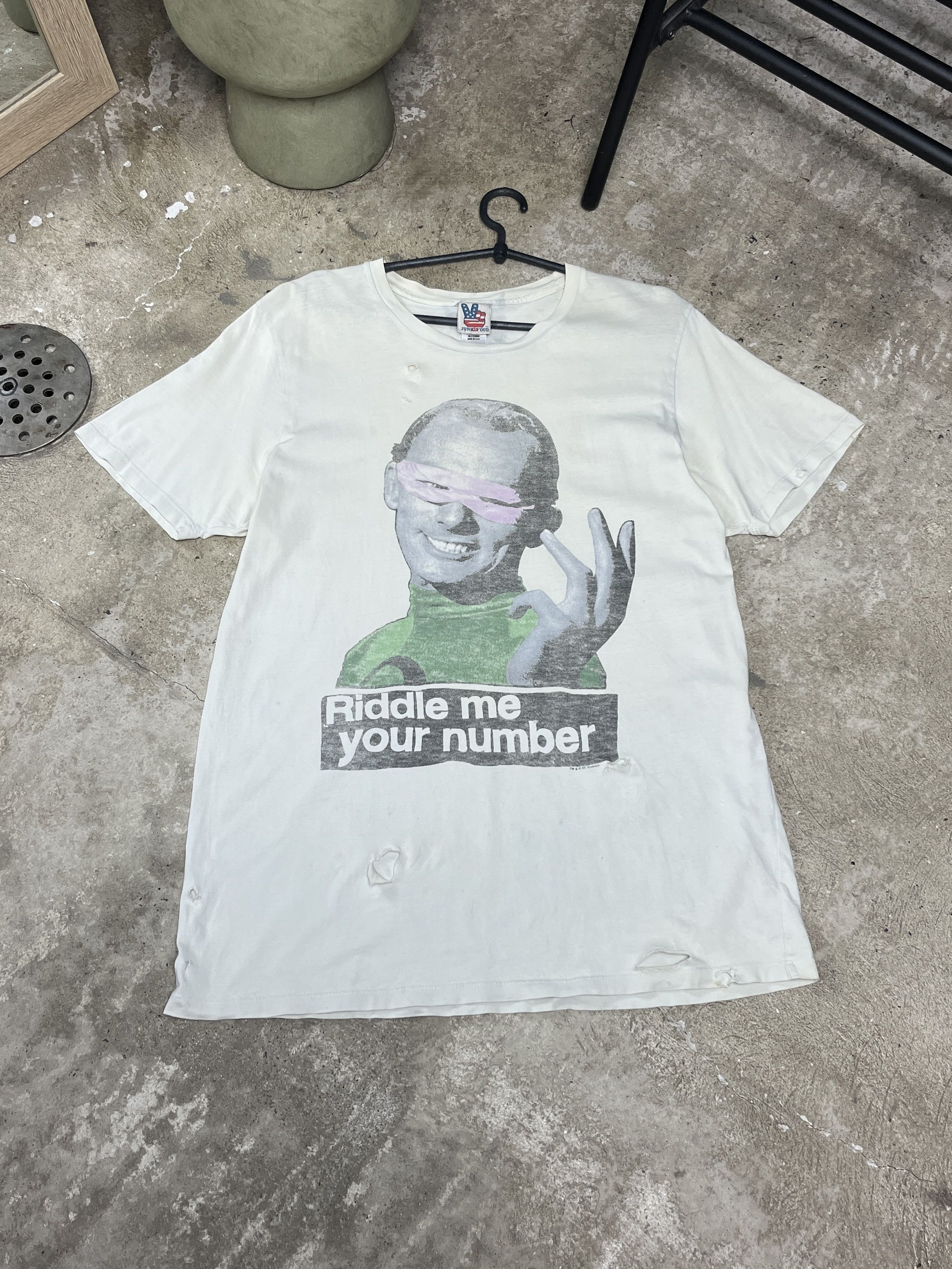 DC Comics 1990s DC BATMAN FOREVER RIDDLER RIDDLE ME NUMBER TEE - № 988 Size US M / EU 48-50 / 2 - 1 Thumbnail