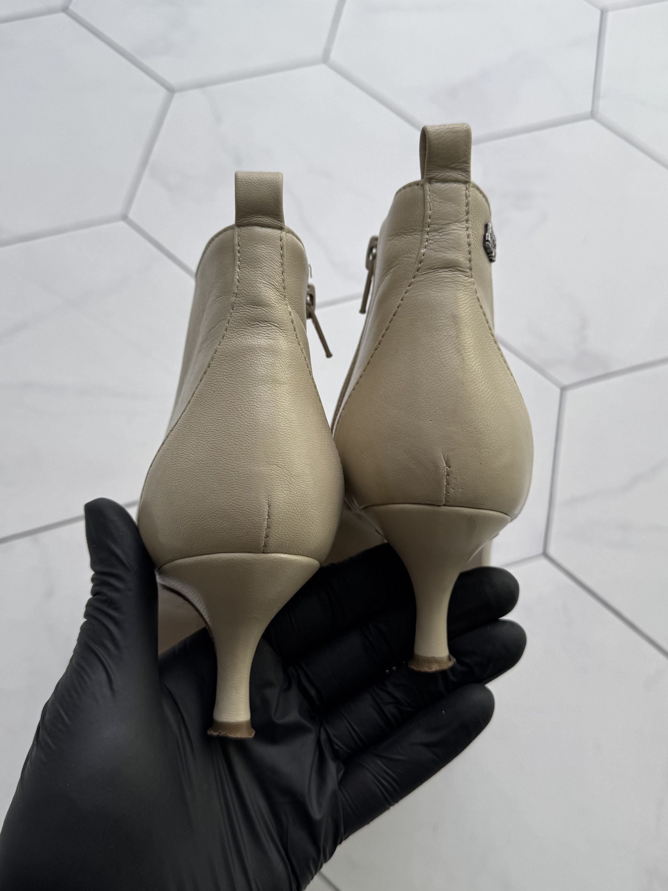 Miss Sixty Miss Sixty Vintage Leather Ankle Boots Pointed Toe Heel B4 Size US 6 / IT 36 - 6 Thumbnail