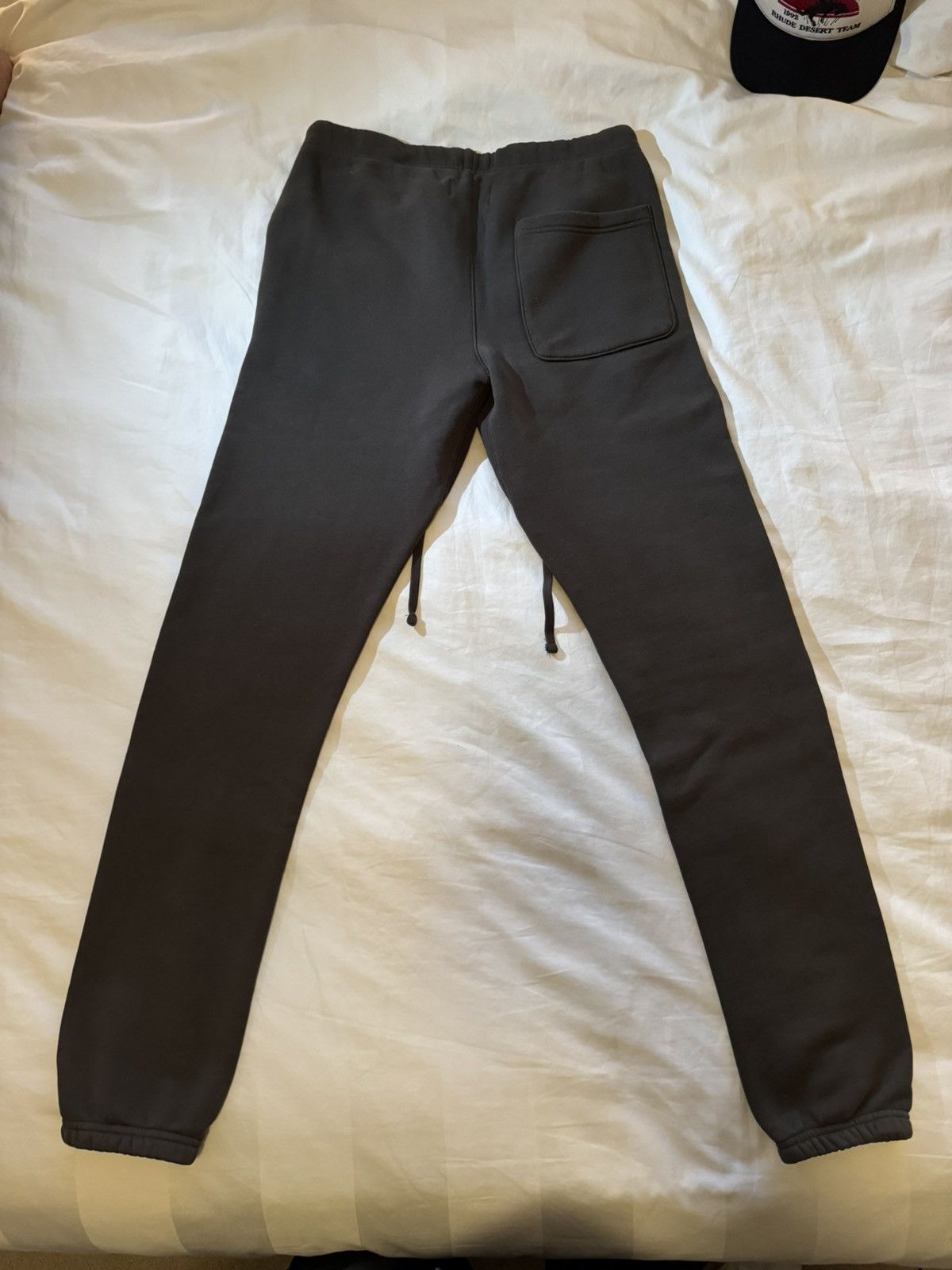 Essentials × Fear of God Sweatpants Black Ink Size US 30 / EU 46 - 3 Thumbnail