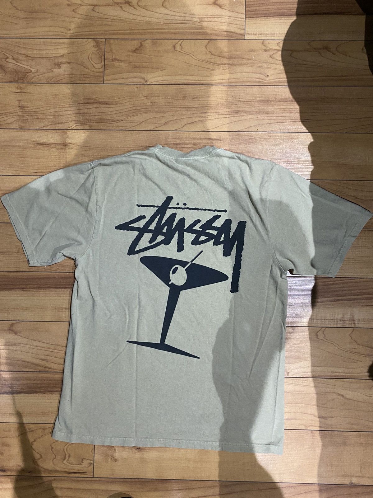 Stussy Stüssy Martini Logo Graphic T-Shirt Beige – Size M Size US M / EU 48-50 / 2 - 2 Thumbnail