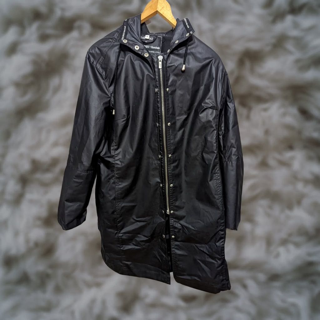 Ilse Jacobsen Ilse Jacobsen Hornbaek Womens Rain Coat Size M Black Hooded Full Zip Quick Dry Size M / US 6-8 / IT 42-44 - 1 Thumbnail