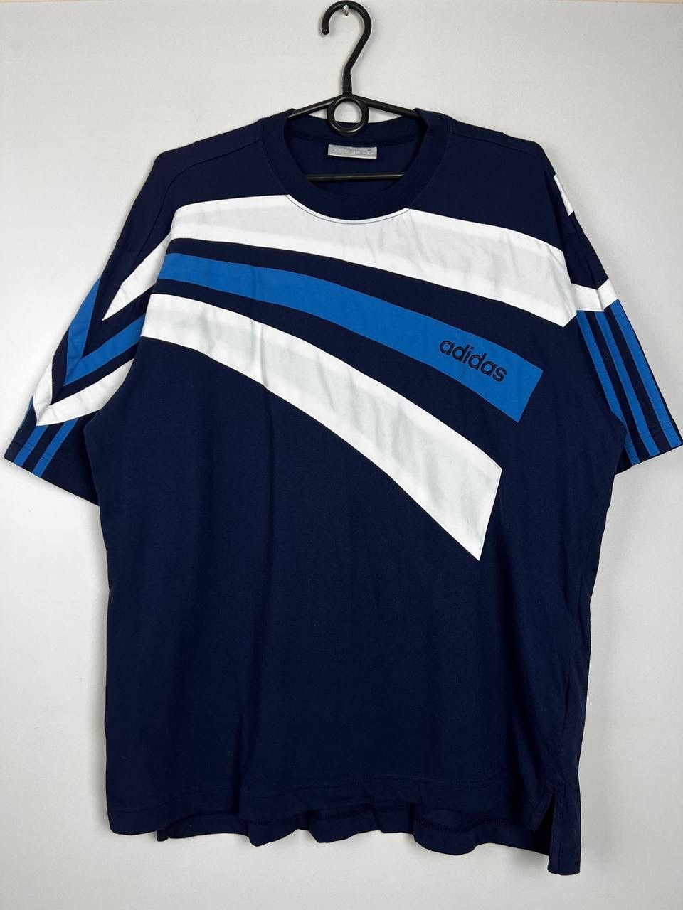 Vintage Adidas 90s streetwear vintage t-shirts size M Size US M / EU 48-50 / 2 - 1 Thumbnail