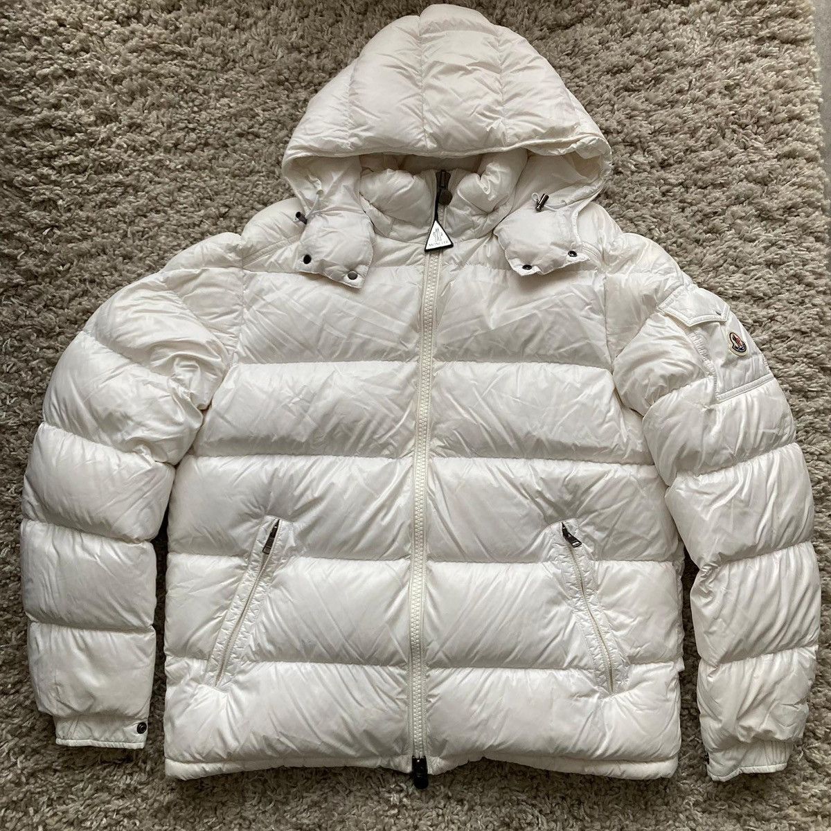 Moncler Moncler MAYA jacket outerwear size 5 white down vest Size US XL / EU 56 / 4 - 1 Thumbnail
