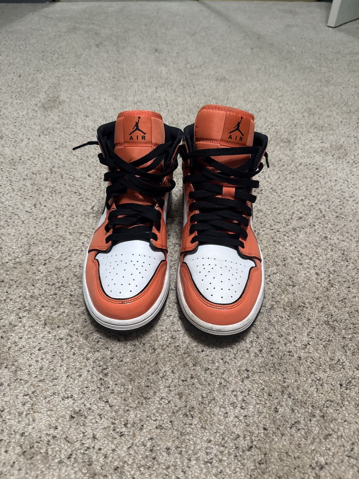 Jordan Brand × Nike Jordan 1 Mid SE Turf Orange Size US 10 / EU 43 - 3 Thumbnail