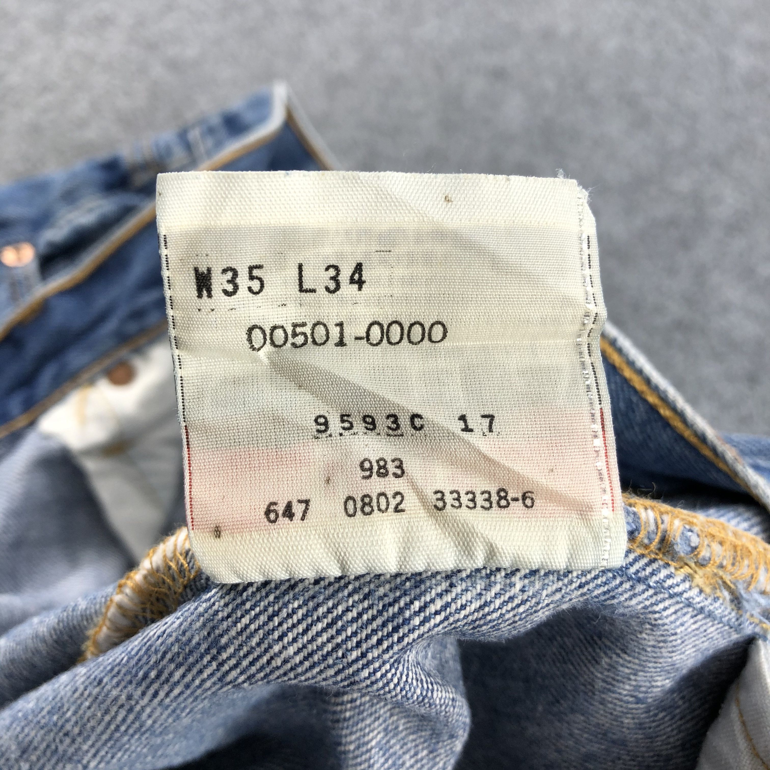 Levi's 90s Vintage Blue Wash Levis 501 Jeans-JM1738 Size US 33 - 11 Thumbnail