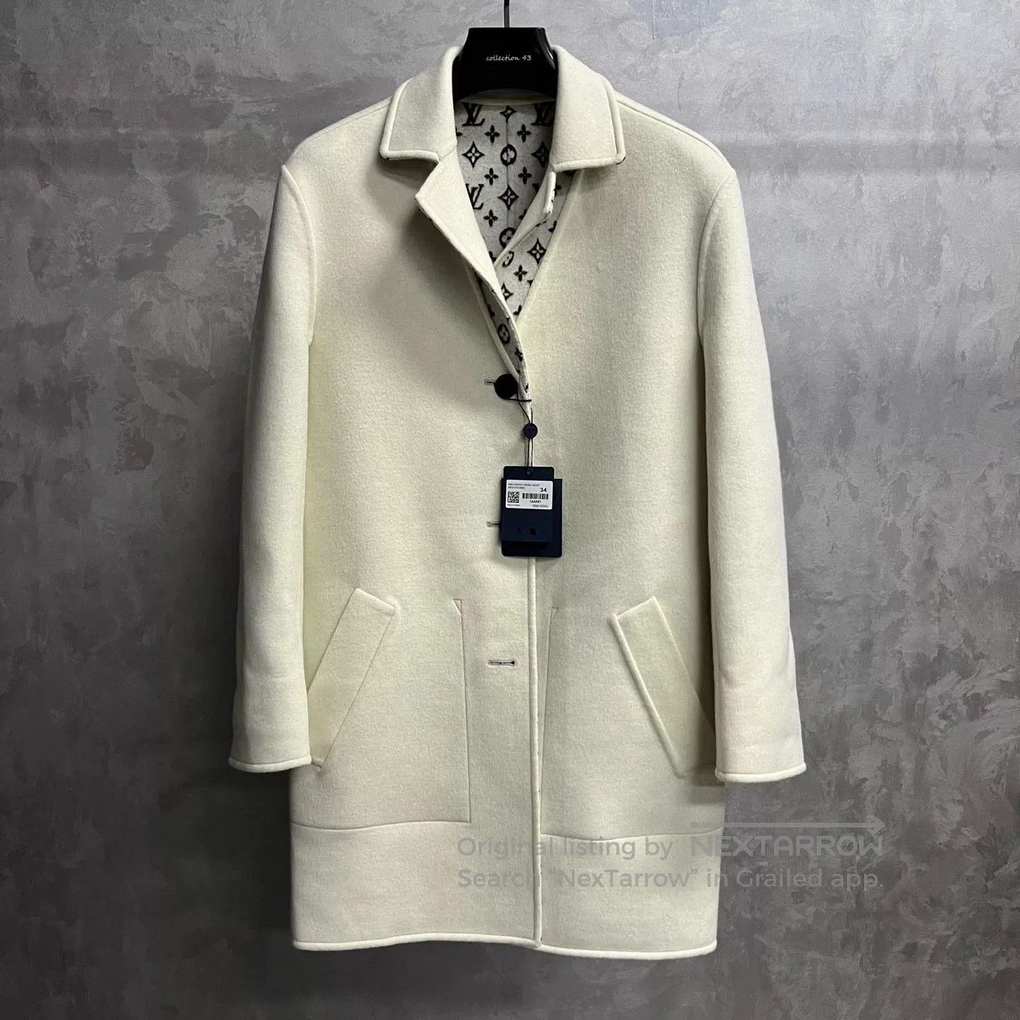 Louis Vuitton Louis Vuitton Double-Sided Beige Coat. Size XXS / US 00 / IT 34 - 1 Thumbnail