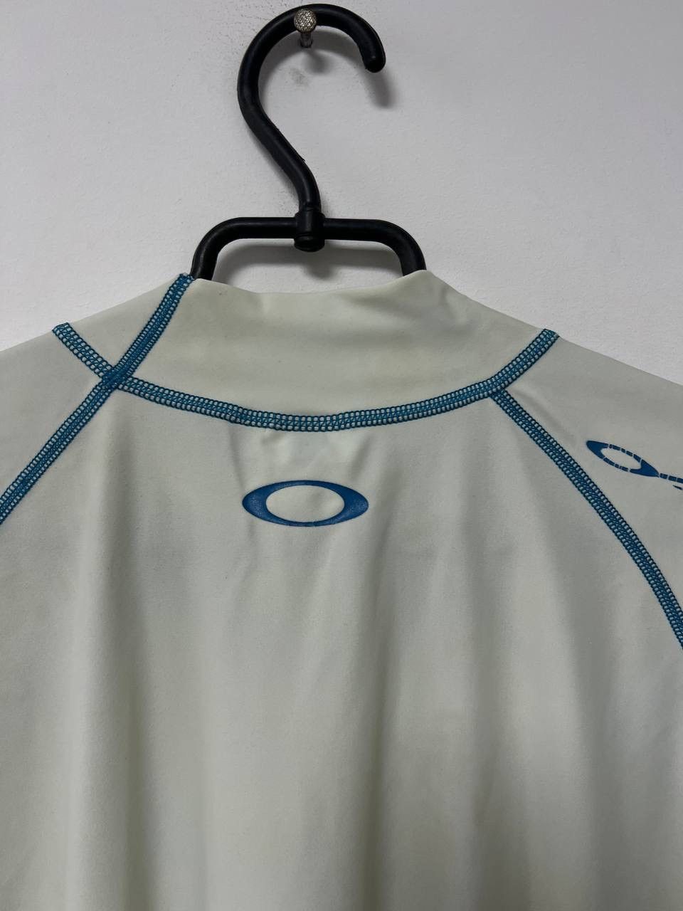 Other Vintage Oakley Compression Shirt Swim Run Athletic sz 2XL Size US XXL / EU 58 / 5 - 19 Thumbnail