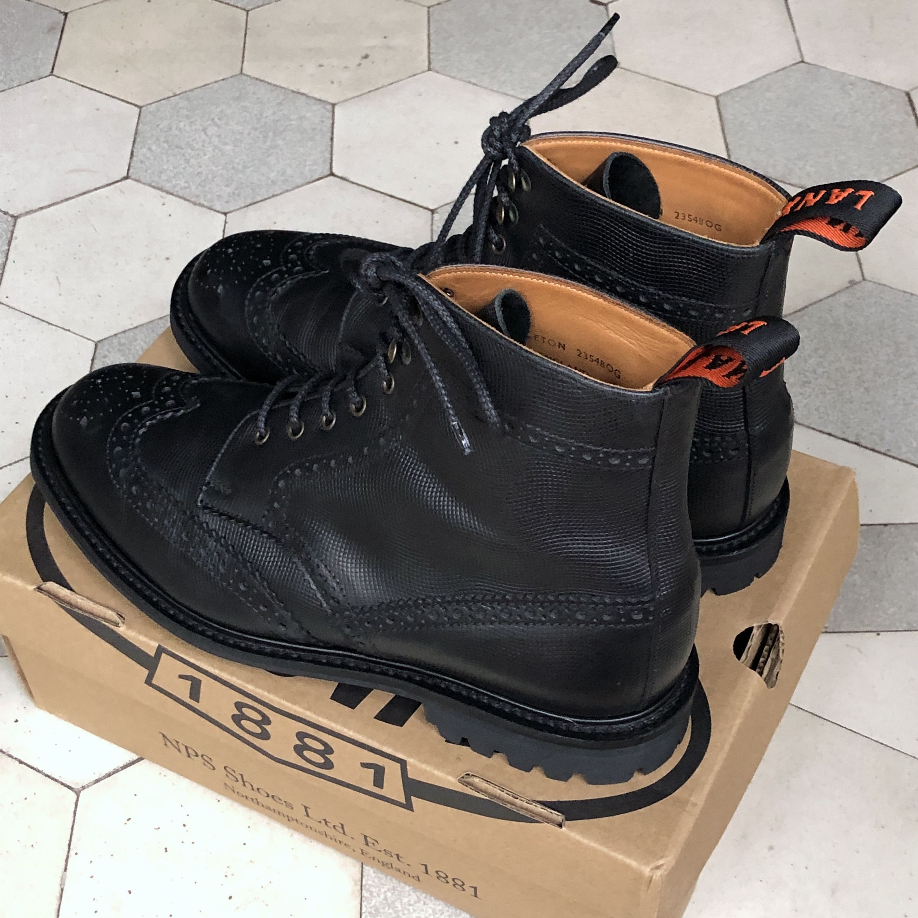 Other Lanx "Grindleton" grained brogue boots customised UK 10 Size US 11 / EU 44 - 4 Thumbnail