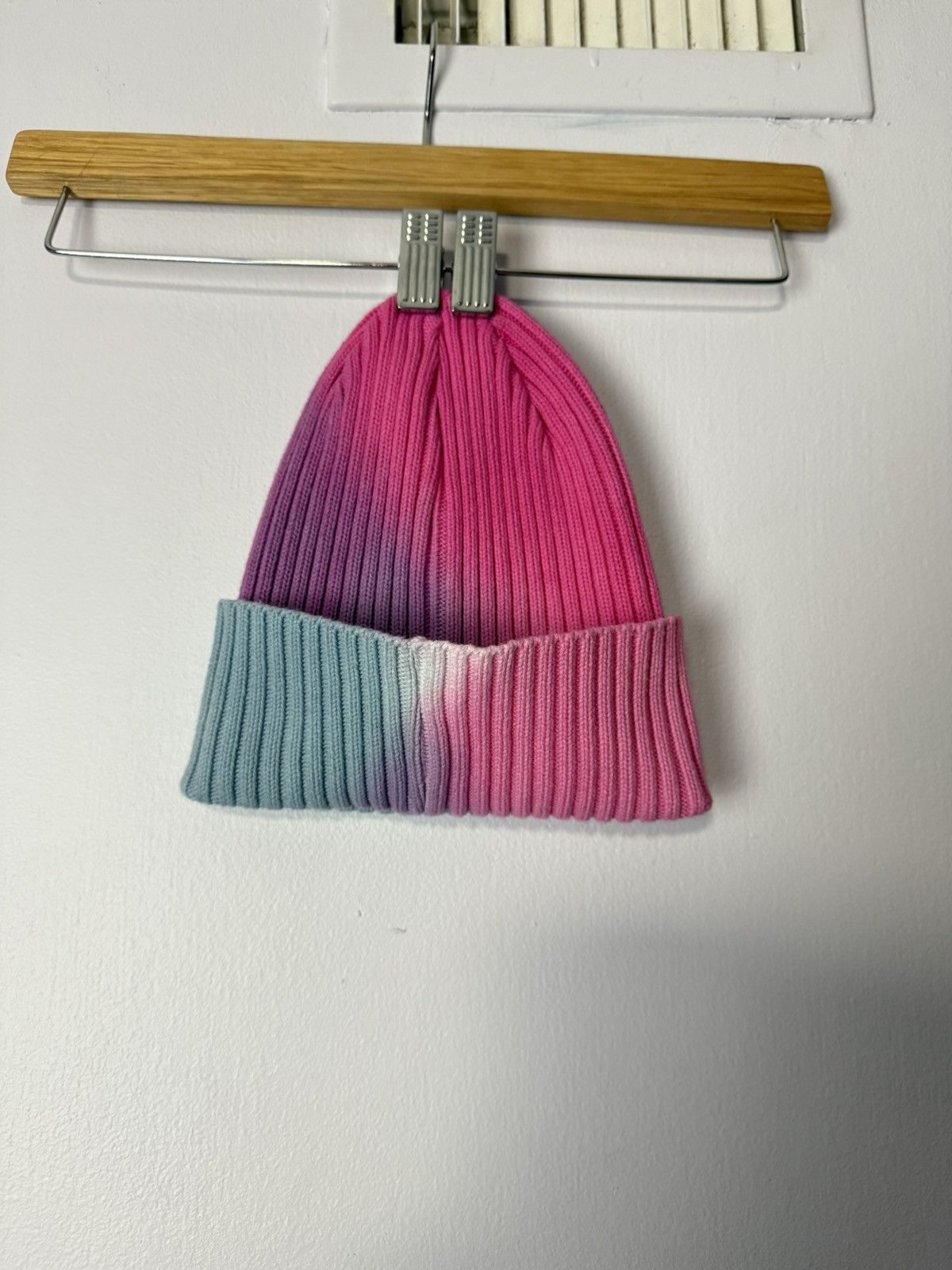 Supreme Supreme Beanie Tye Dye Over Dyed Pink Purple White Blue Size ONE SIZE - 3 Thumbnail