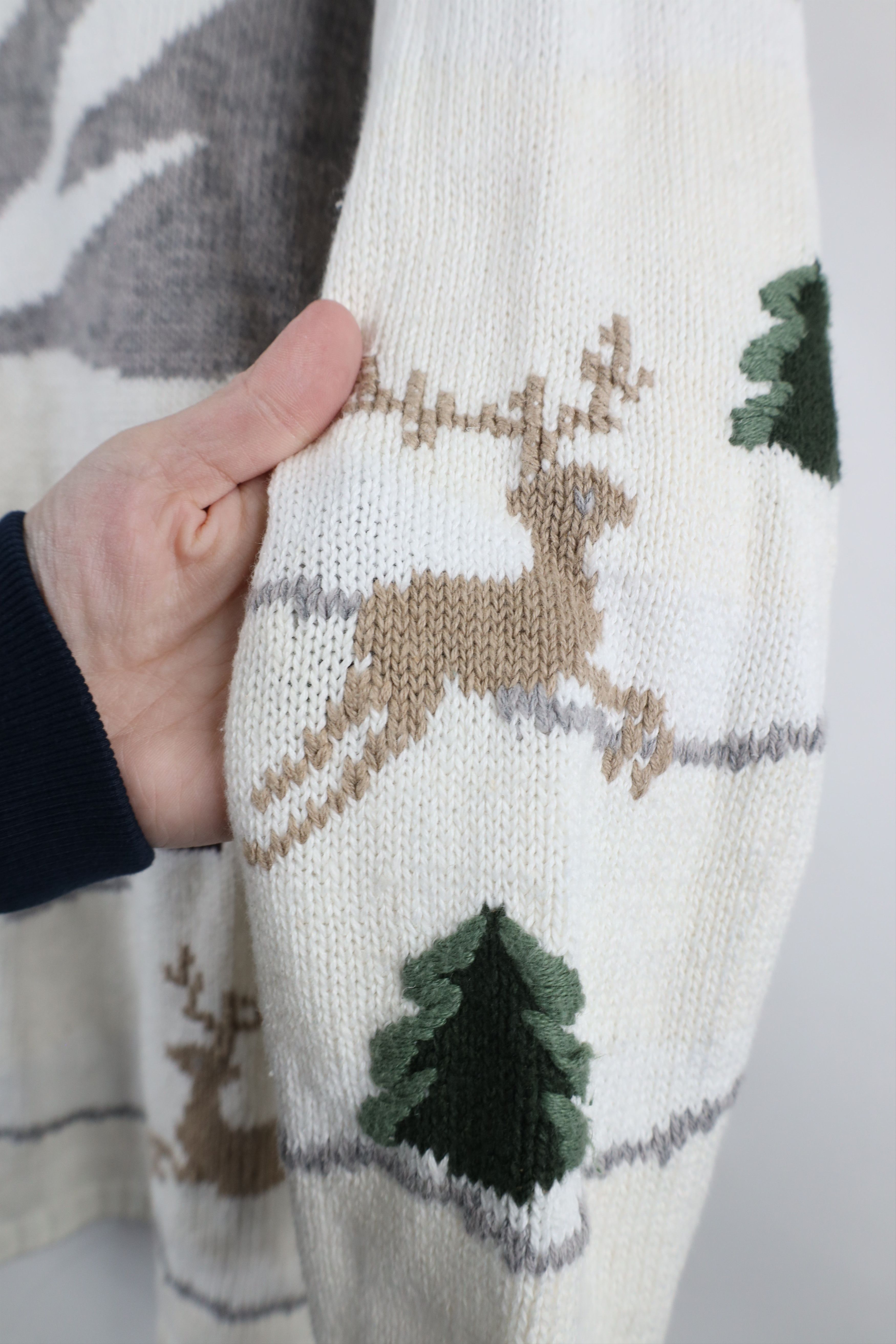 Vintage Vintage 90s Streetwear Snow Town All Over Print Sweater Size S / US 4 / IT 40 - 9 Thumbnail