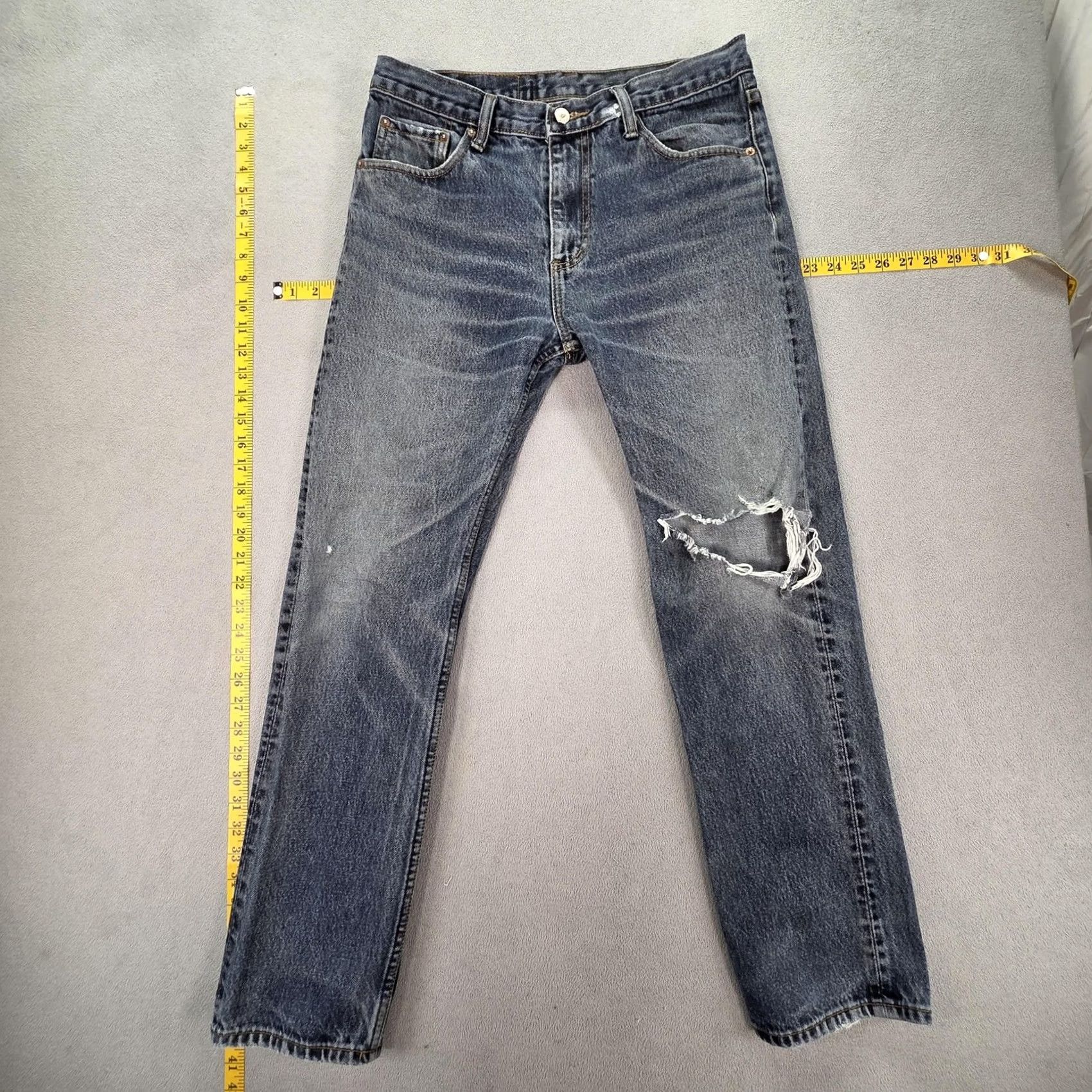 Levi's VINTAGE Levi's 501 Jeans Mens Blue Med Wash Button Fly 31x29 Regular Fit Denim Pants Size US 31 - 2 Thumbnail