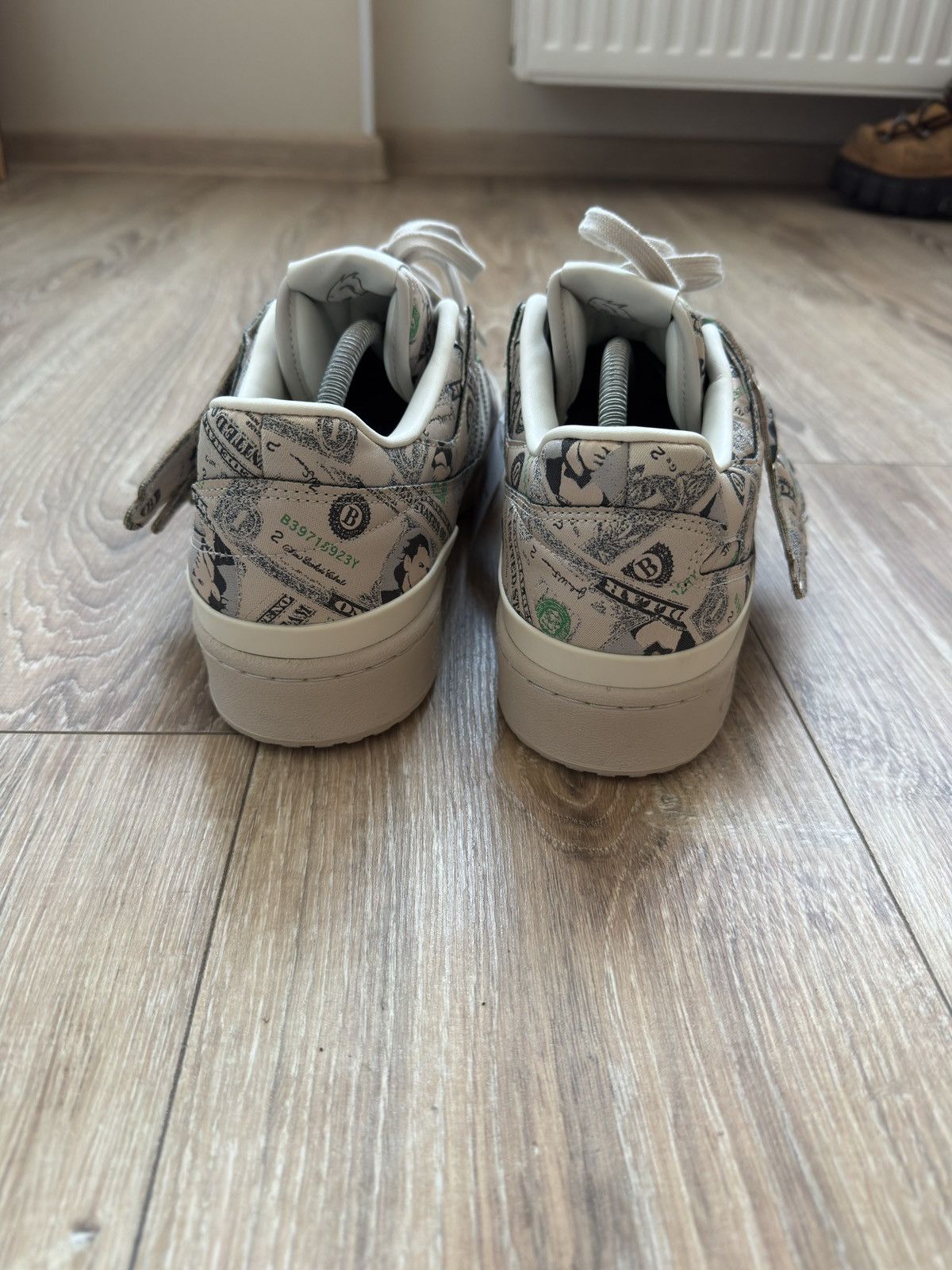 Adidas × Jeremy Scott Adidas x Jeremy Scott Forum Money Dollar Size US 12 / EU 45 - 8 Thumbnail