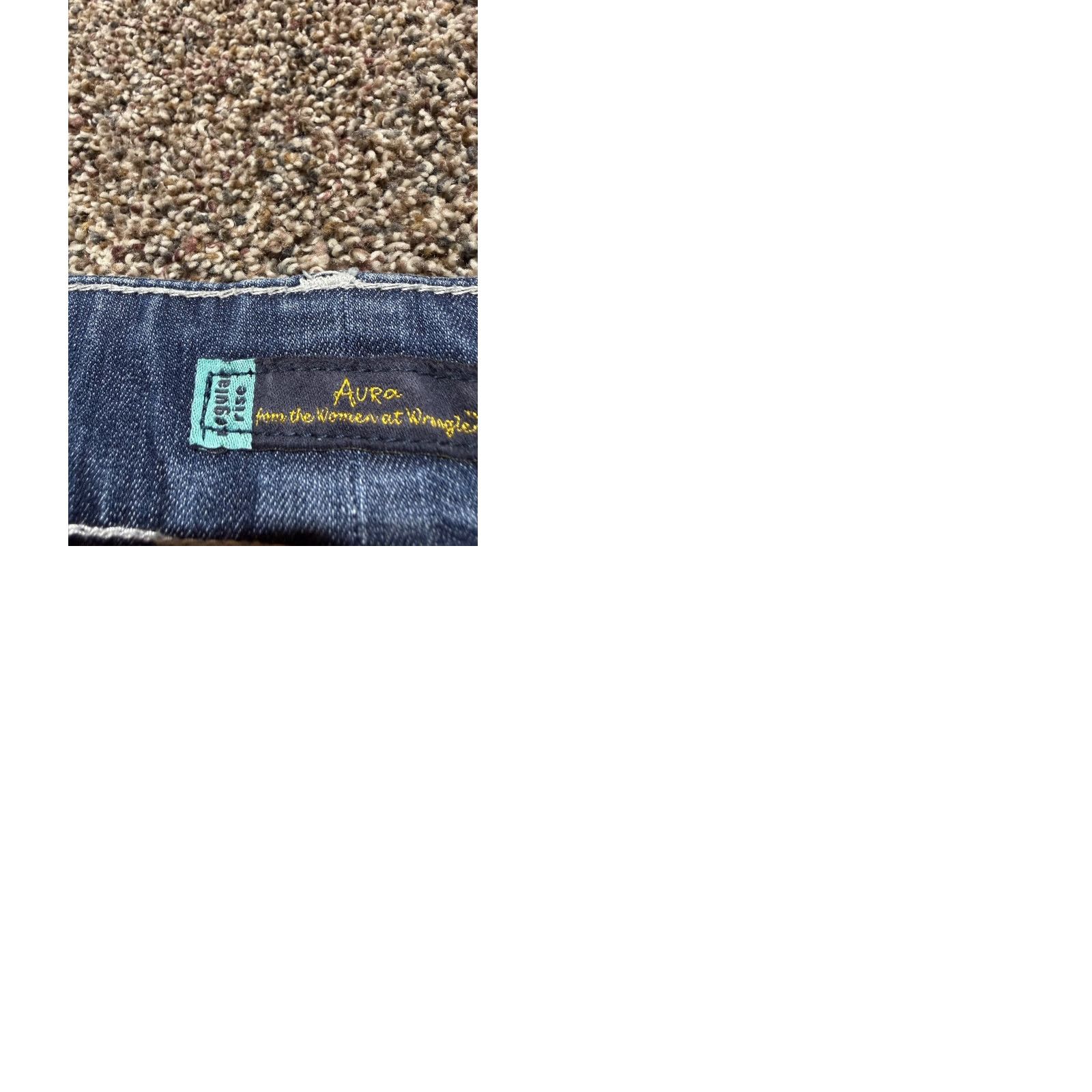 Wrangler Wrangler Aura Capri Women's Jeans Size 10 Blue Denim 34X23 Mid rise Size 32" / US 10 / IT 46 - 9 Thumbnail