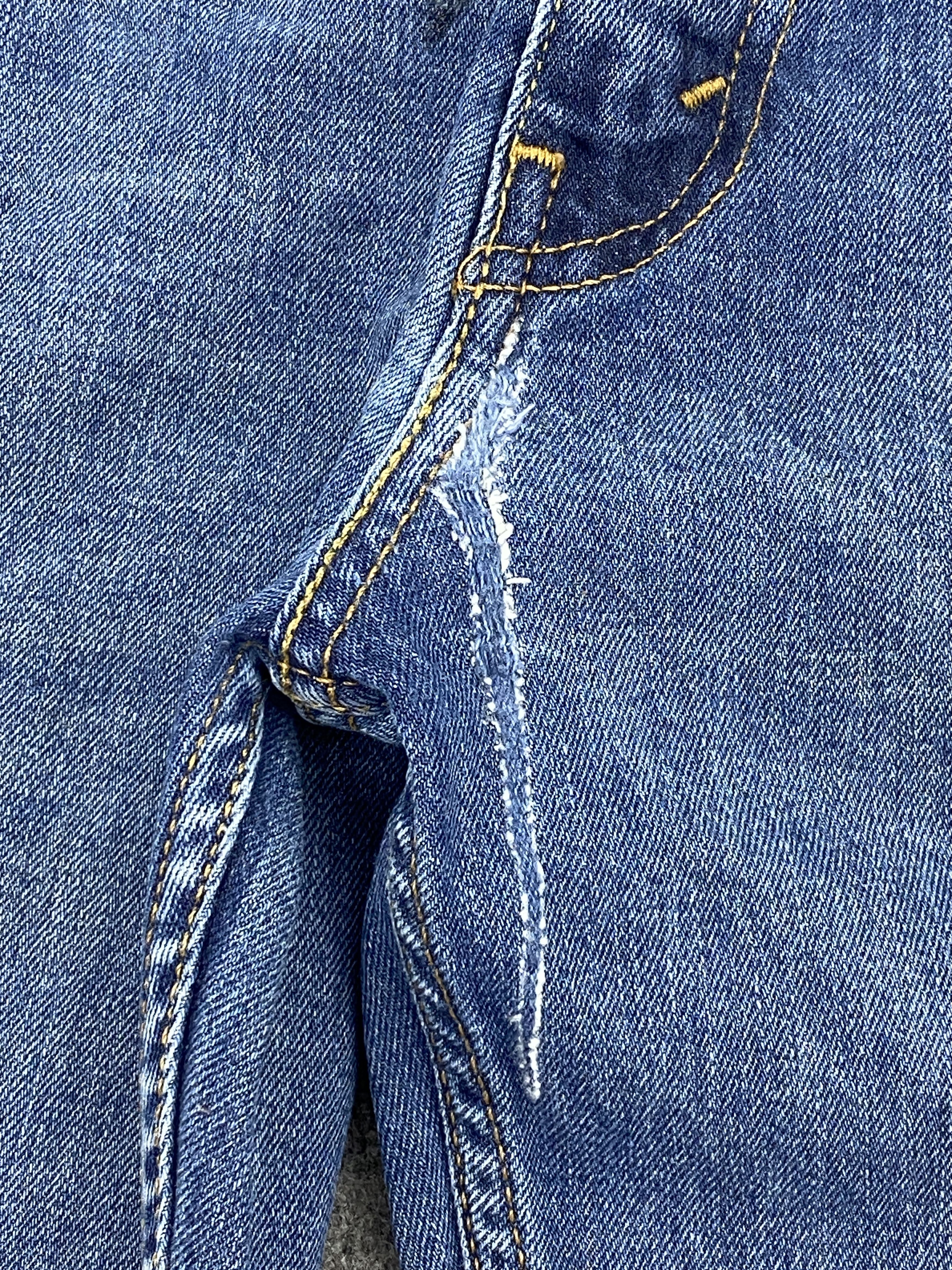 Levi's Vintage Levis 511 Slim Fit Denim DP2676 Size US 33 - 9 Thumbnail