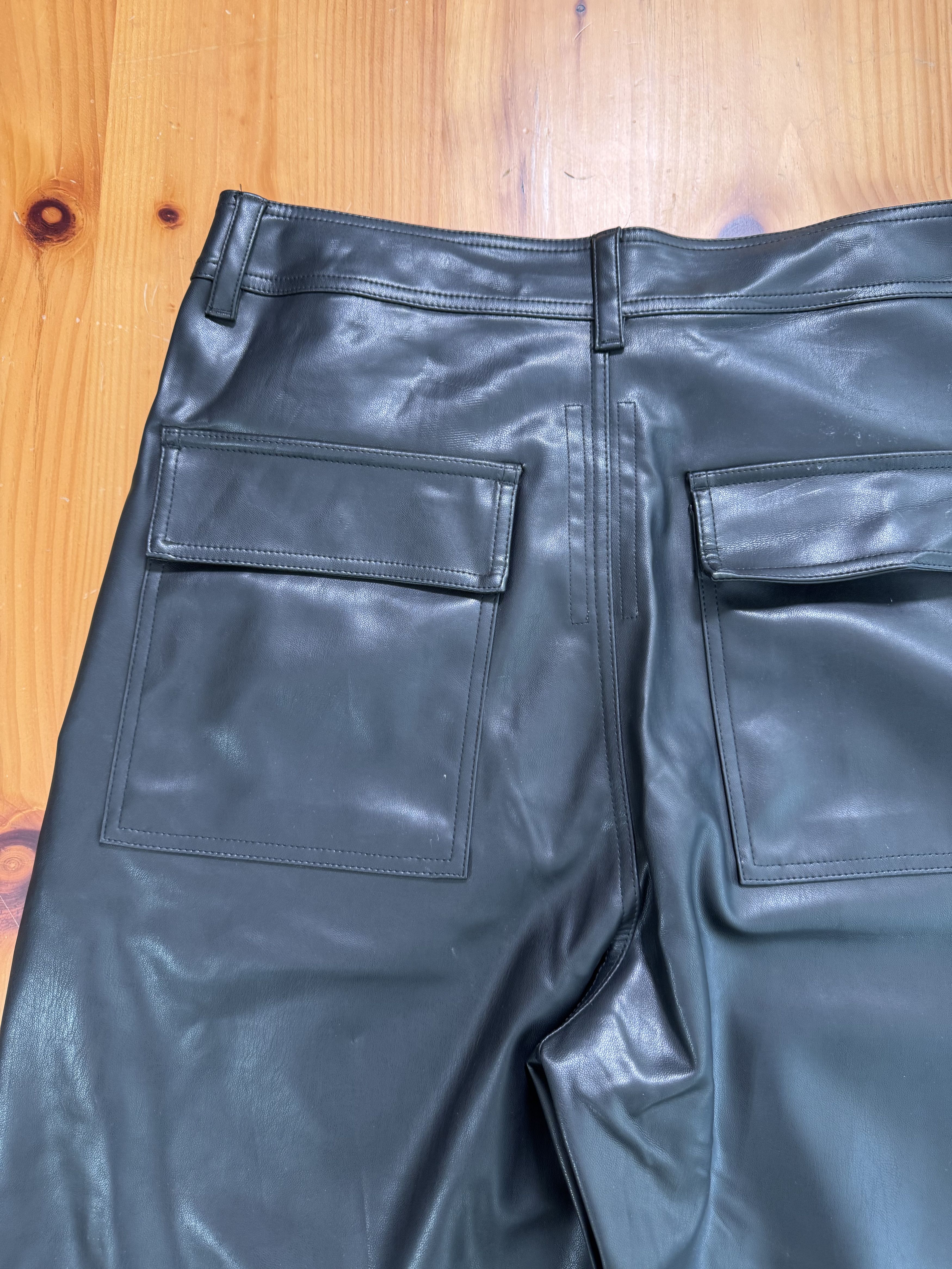 Rick Owens Rick Owens DRKSHDW Faux Leather Shorts Size US 32 / EU 48 - 6 Thumbnail