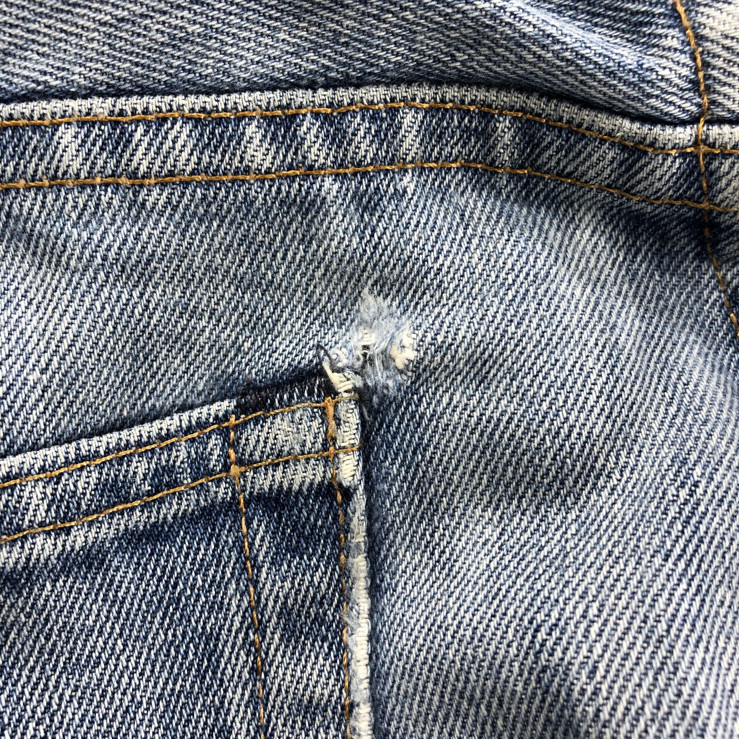 Levi's × Vintage Vintage Blue Wash Levis 505 Jeans-JM2303 Size US 39 - 19 Thumbnail
