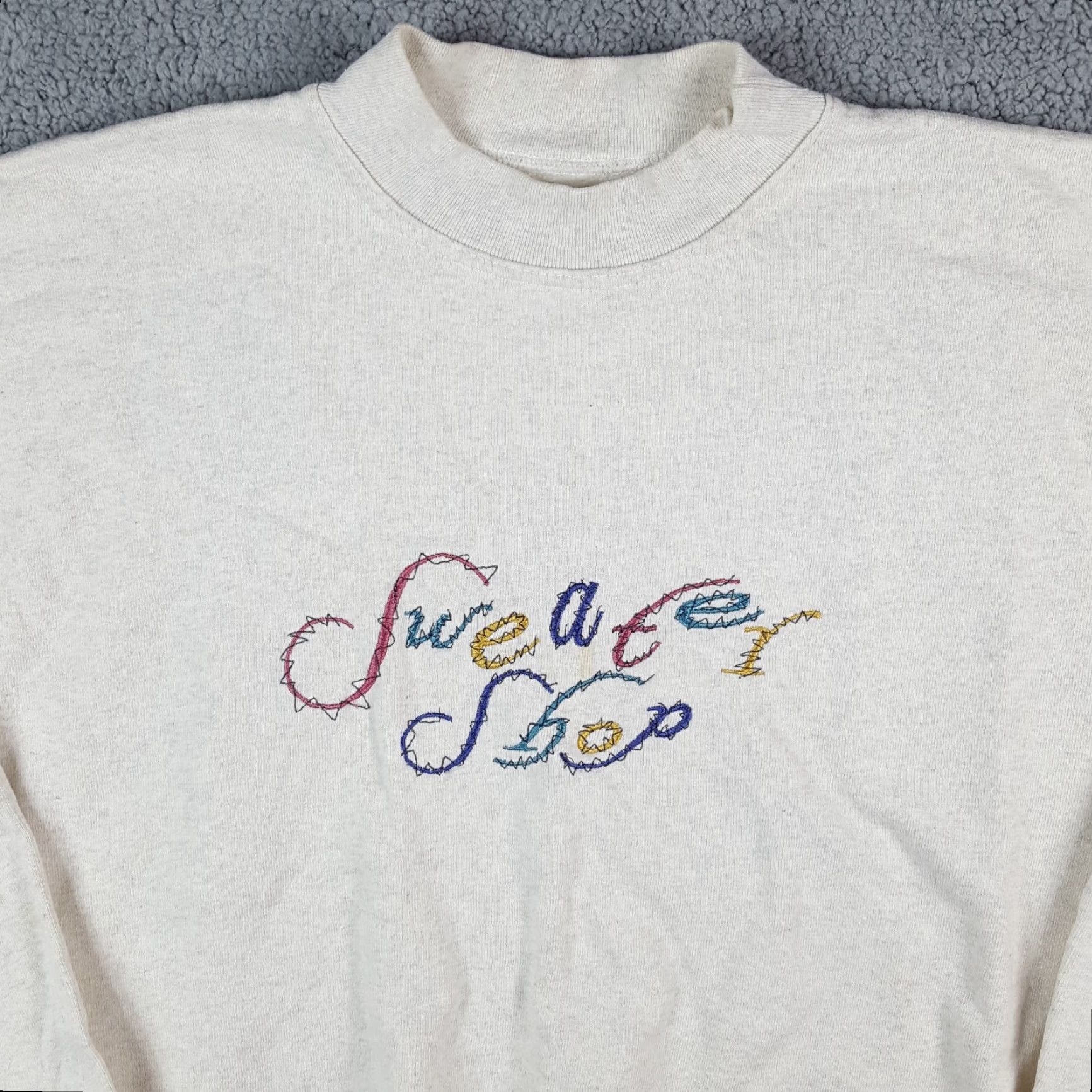 Fruit Of The Loom VINTAGE Fruit of the Loom Gray Fleece Pullover Crewneck Sweatshirt XL 90s Embroidered Unisex Adults Size US XL / EU 56 / 4 - 2 Thumbnail