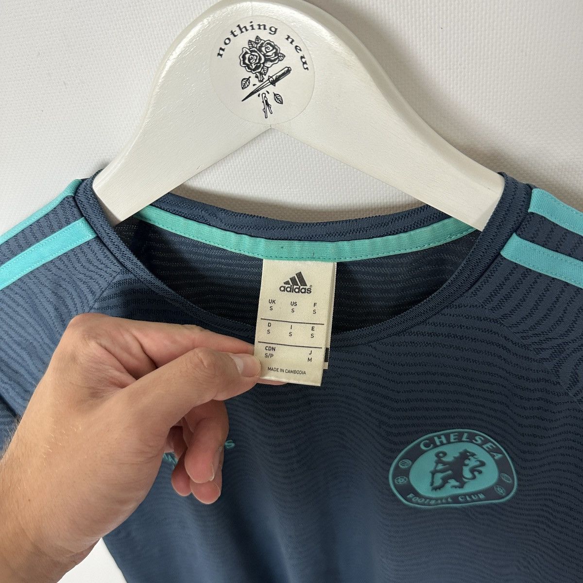 Chelsea Soccer Chelsea 2015 15/16 UEFA ChampionsLeague Jersey rare y2k hype Size US S / EU 44-46 / 1 - 4 Thumbnail