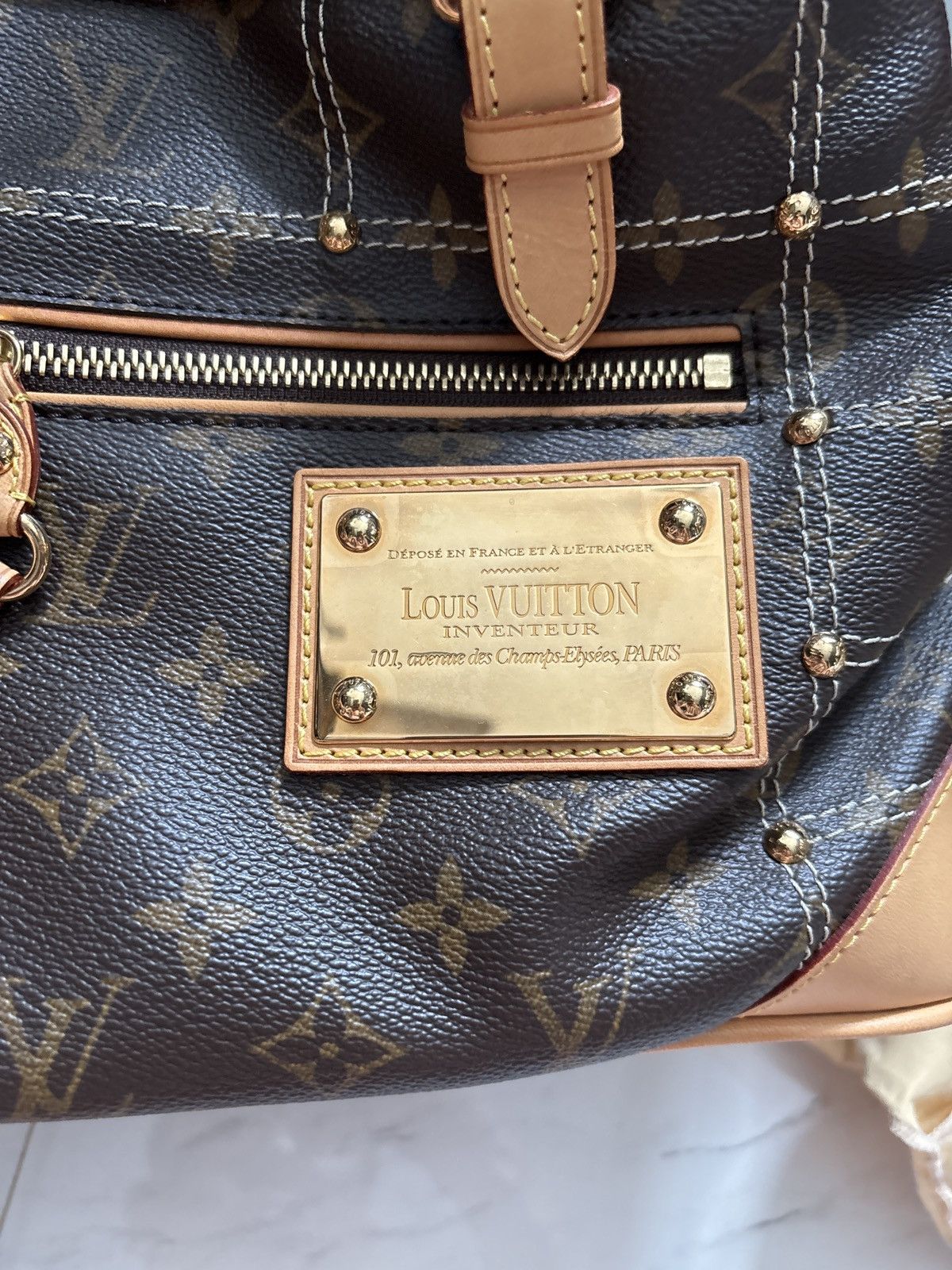 Louis Vuitton Louis Vuitton LE Monogram Canvas Riveting Handbag Size ONE SIZE - 5 Thumbnail