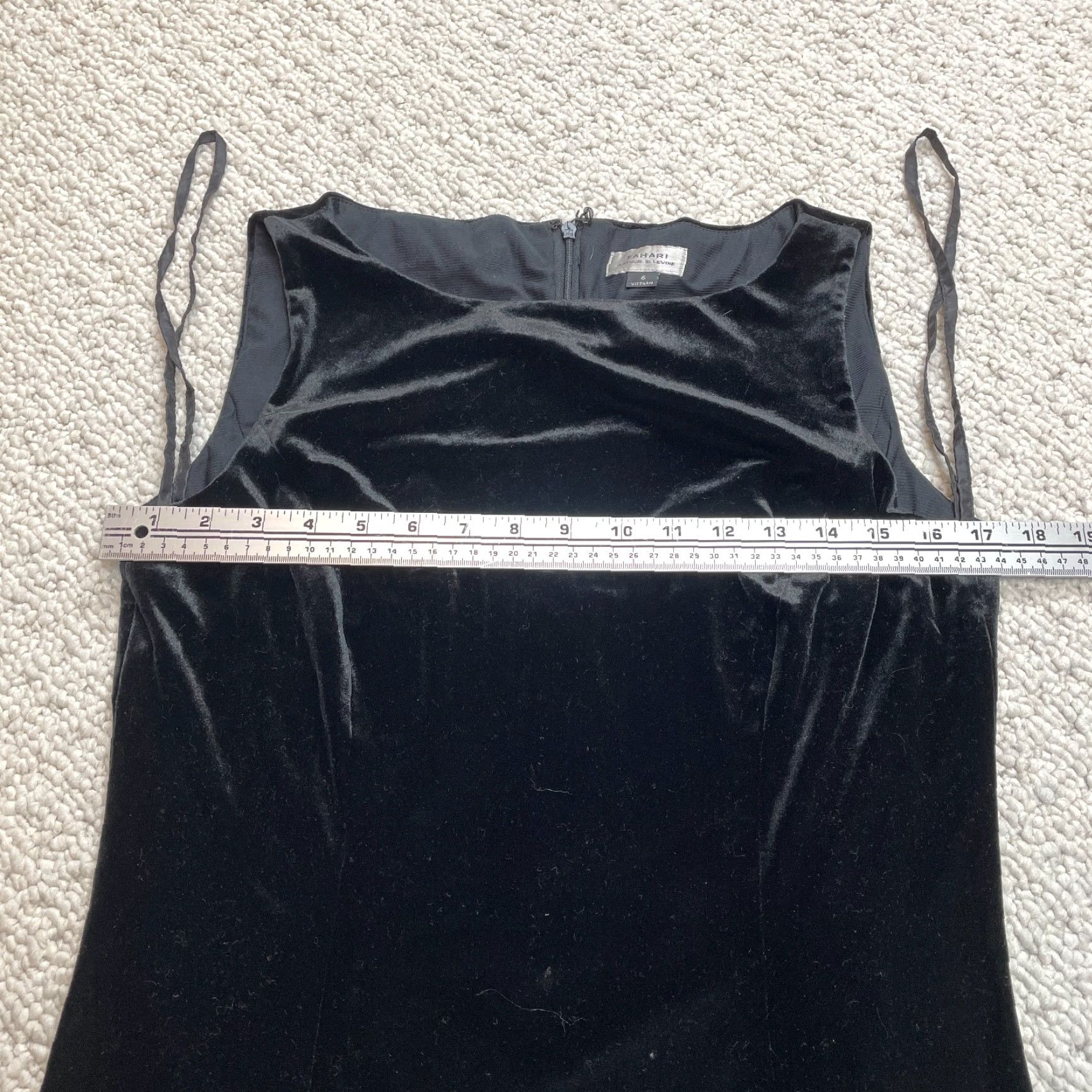 Vintage TAHARI Dress Womens Midi Velvet Black Zip Round Neck Sleeveless A-Line 6 6 Regular Dry Clean Only Velvet Zipper Casual Party/Cocktail Black Womens Size M / US 6-8 / IT 42-44 - 5 Thumbnail