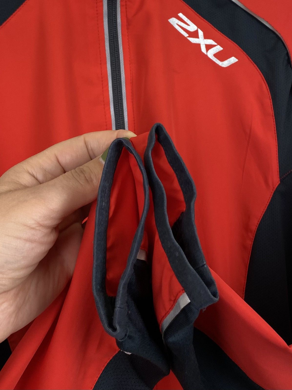 Other 2XU Full Zip Running Light Jacket Mens Size Small Red Sports Size US S / EU 44-46 / 1 - 3 Thumbnail