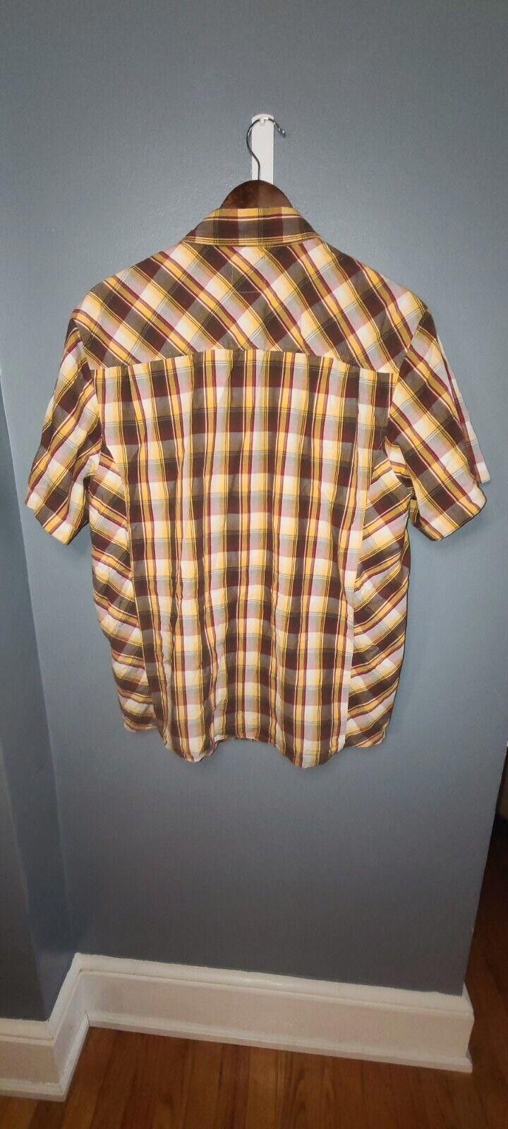 Prana Prana Shirt Men's Large Snap Button Up Plaid Short Sleeve Size US L / EU 52-54 / 3 - 7 Thumbnail