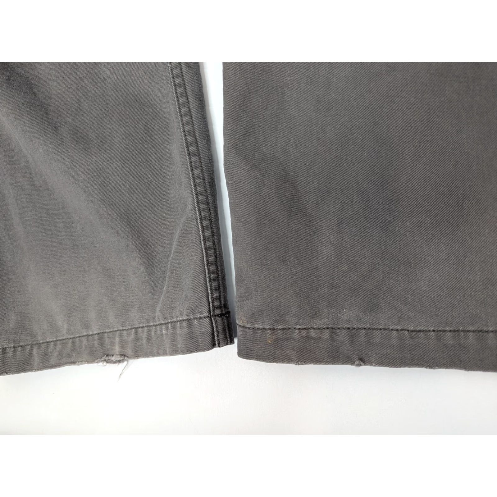 Gap VINTAGE Gap Pants Mens 35x30 Cargo Distressed Utility Workwear Y2K Outdoors Size US 35 - 5 Thumbnail