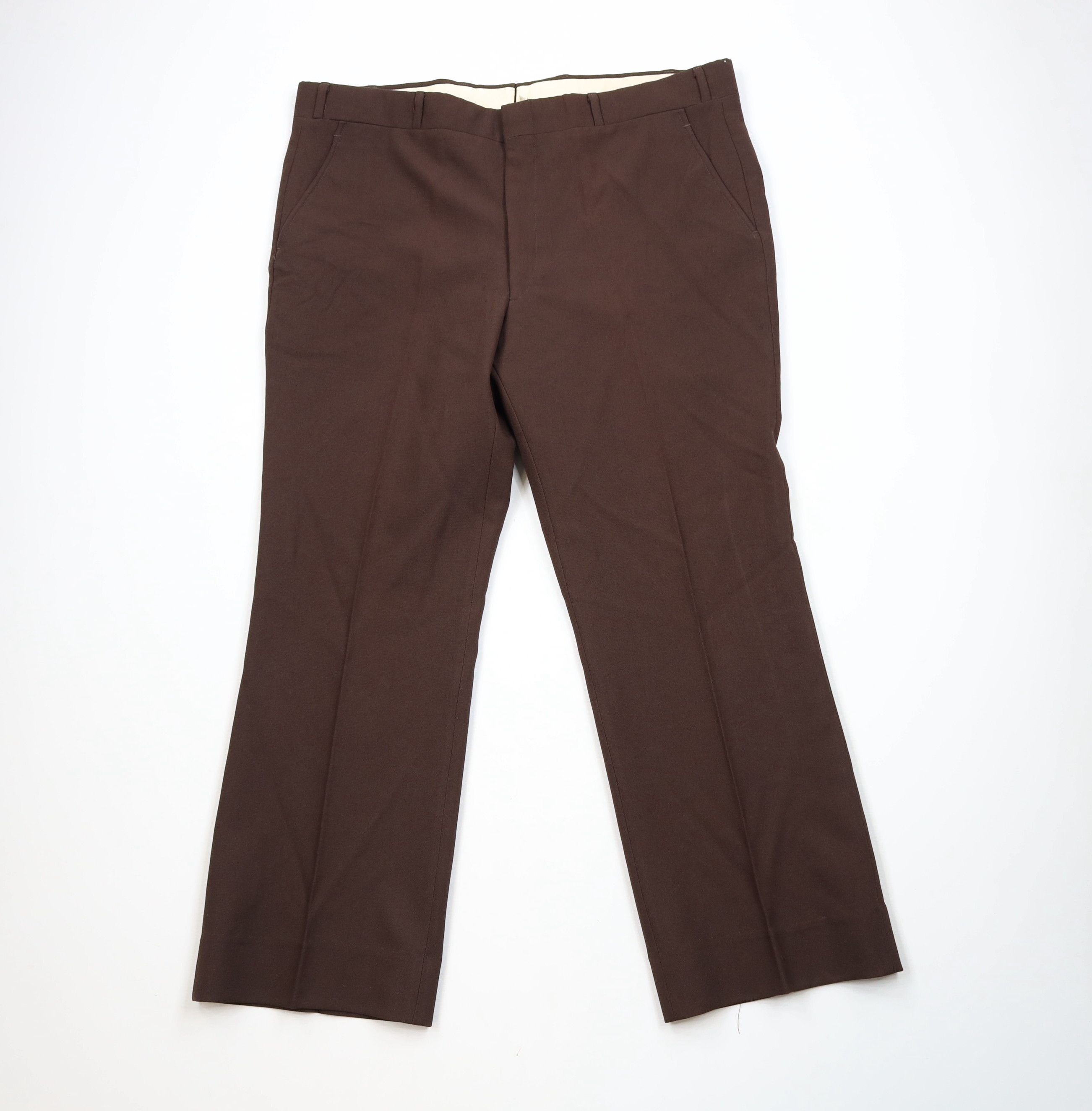 Vintage Vintage 70s Streetwear Bell Bottoms Chino Pants Brown USA Size US 40 / EU 56 - 1 Thumbnail