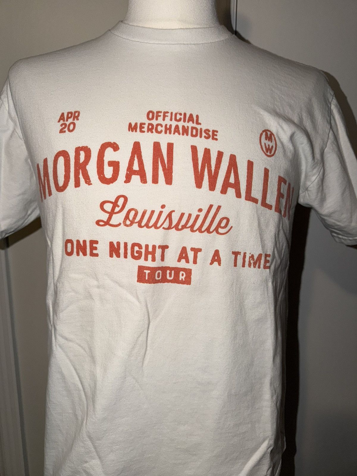 Gildan Morgan Wallen One Night At A Time Louisville KY Shirt Size M Size US M / EU 48-50 / 2 - 2 Thumbnail