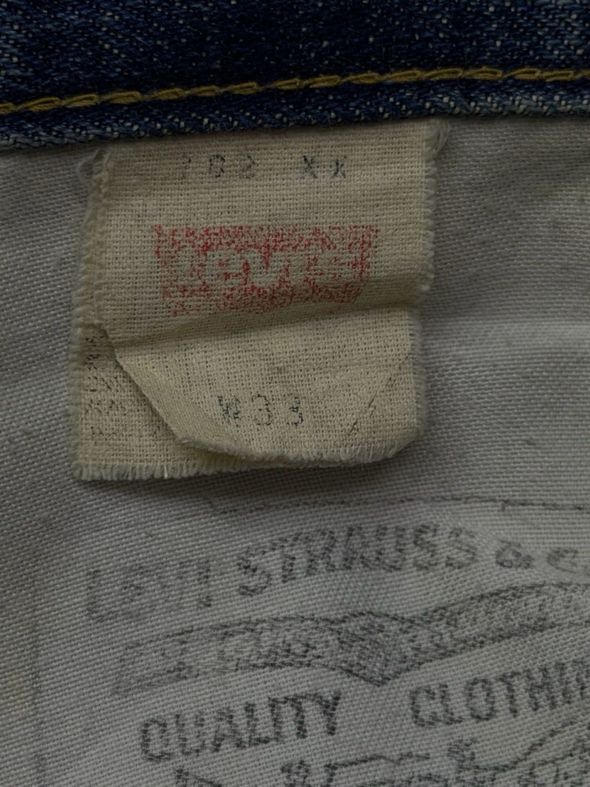 Levi's Vintage Clothing Vintage 90s Levi’s 702XX Big E Buckle Back Selvedge Denim 32 Size US 32 / EU 48 - 16 Thumbnail