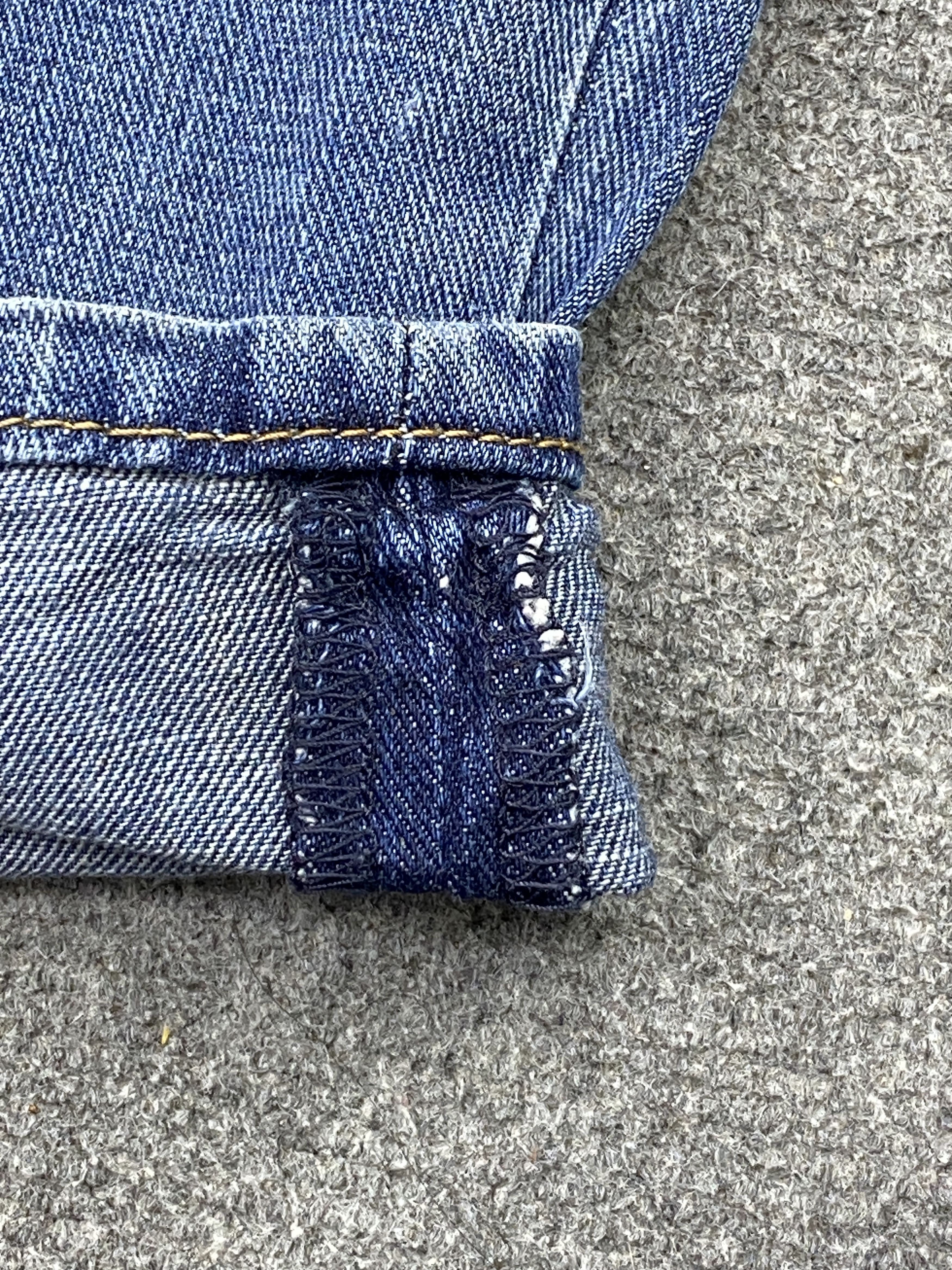 Levi's Vintage Levis 514 Jeans DP2617 Size US 35 - 8 Thumbnail