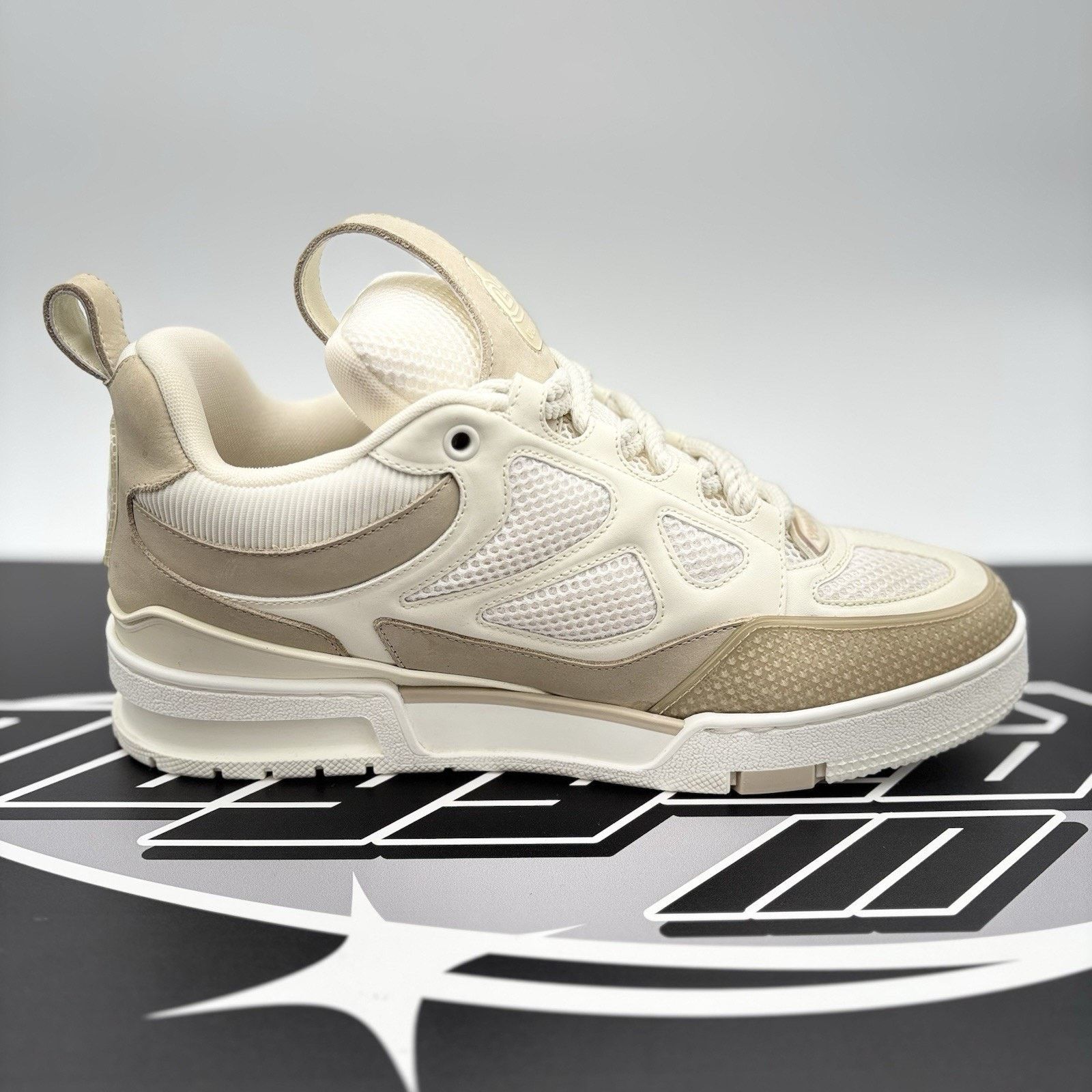 Louis Vuitton Louis Vuitton Skate ' Beige White ' | EXCELLENT COND! Size US 8.5 / EU 41-42 - 13 Thumbnail