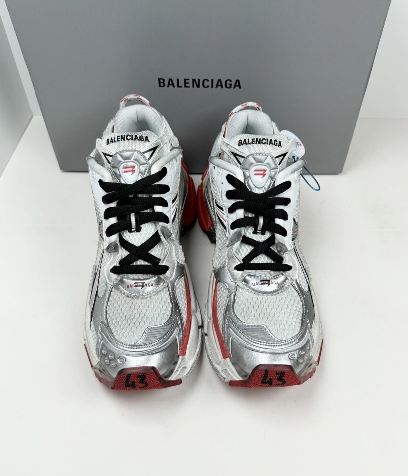 Balenciaga Size 43EU/10US - Balenciaga Runner White Red Black Size US 10 / EU 43 - 2 Thumbnail