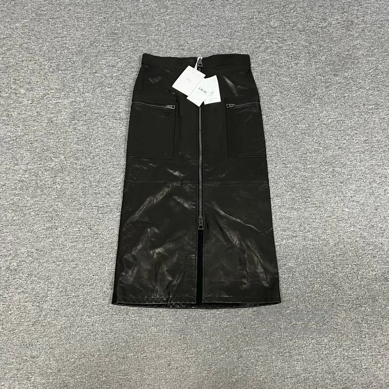 Dior Dior size 36 Little bee embroidery black leather skirt| Size 28" / US 6 / IT 42 - 1 Thumbnail