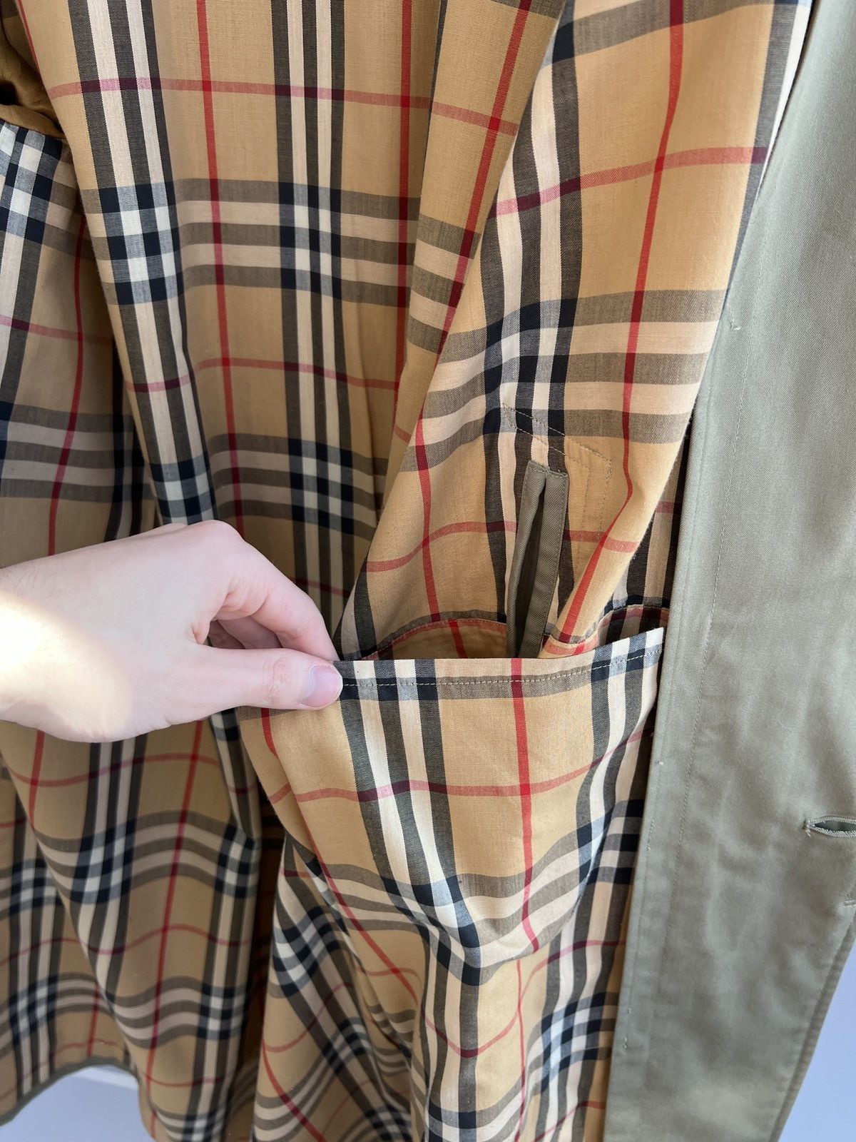 Burberry × Vintage Vintage Burberry trench coat old money style Size US L / EU 52-54 / 3 - 13 Thumbnail